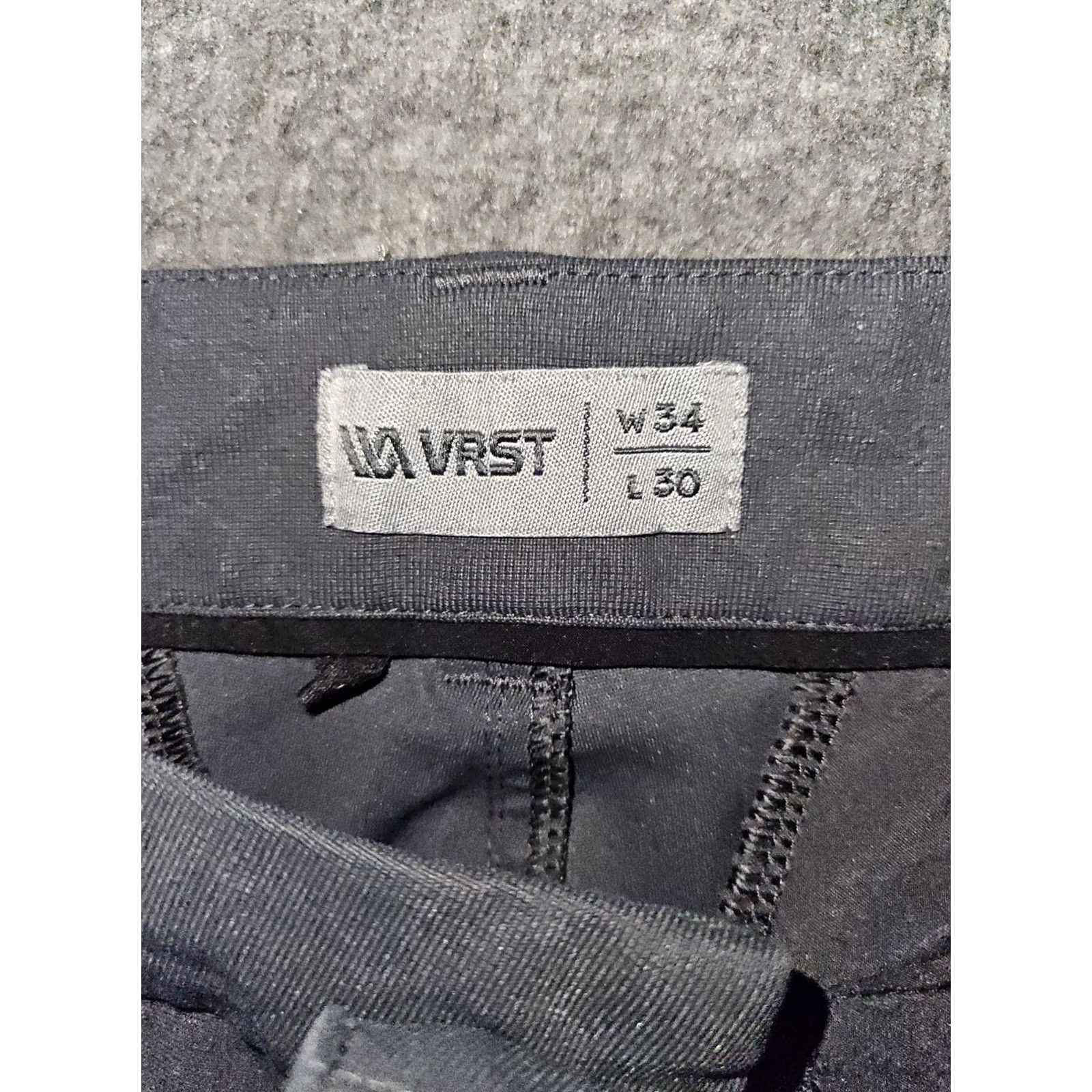Vintage VRST Performance Pants Men's 34x30 Gray Low Rise Stretch Active Golf Dress Pants Regular Rise Pockets Zipped Pockets Logo City Preppy Sports Mens Size US 34 / EU 50 - 2 Thumbnail