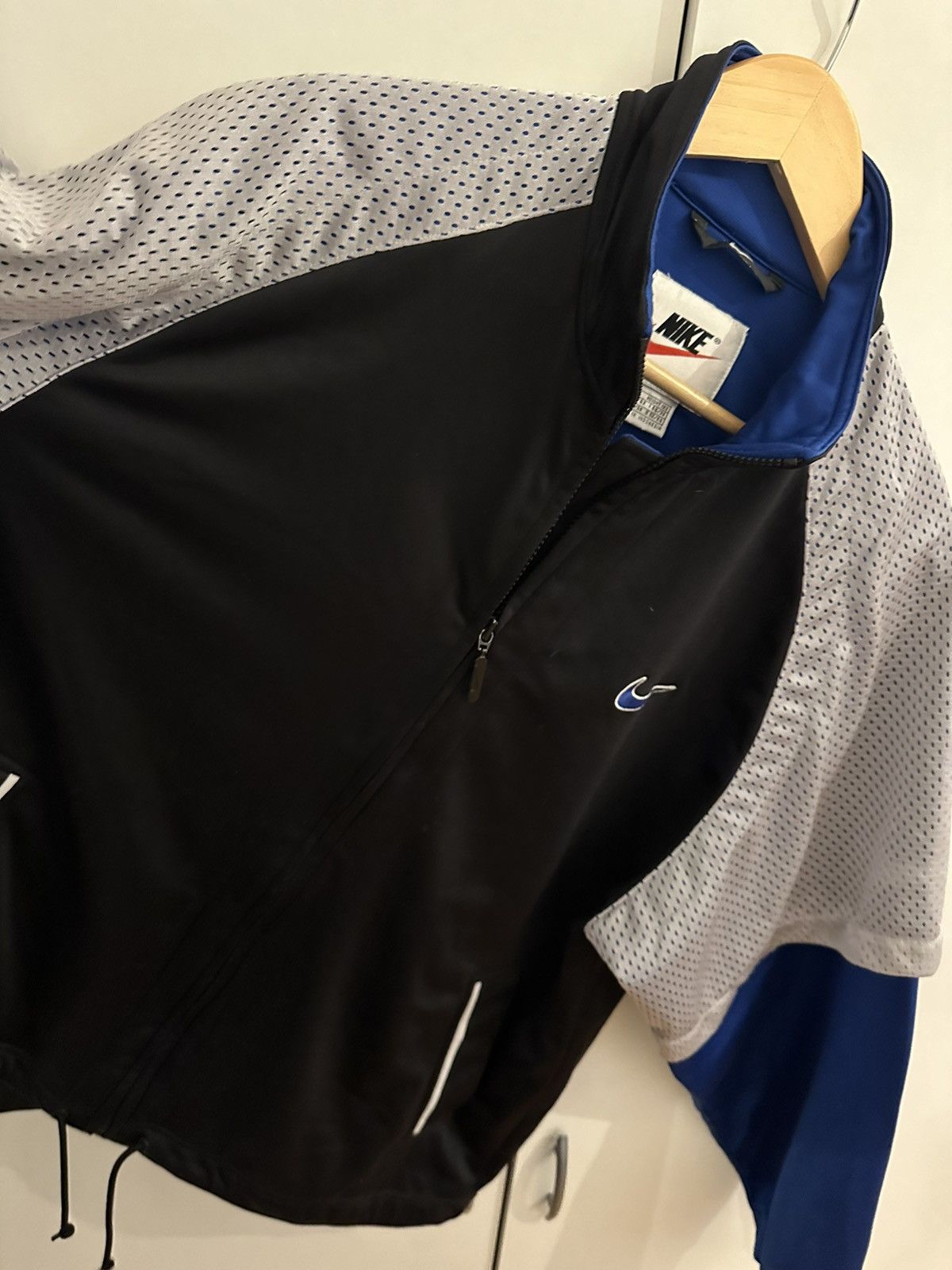 Nike Nike Air Jacke Windbreaker Size L Retro Vintage Track Size US L / EU 52-54 / 3 - 5 Thumbnail