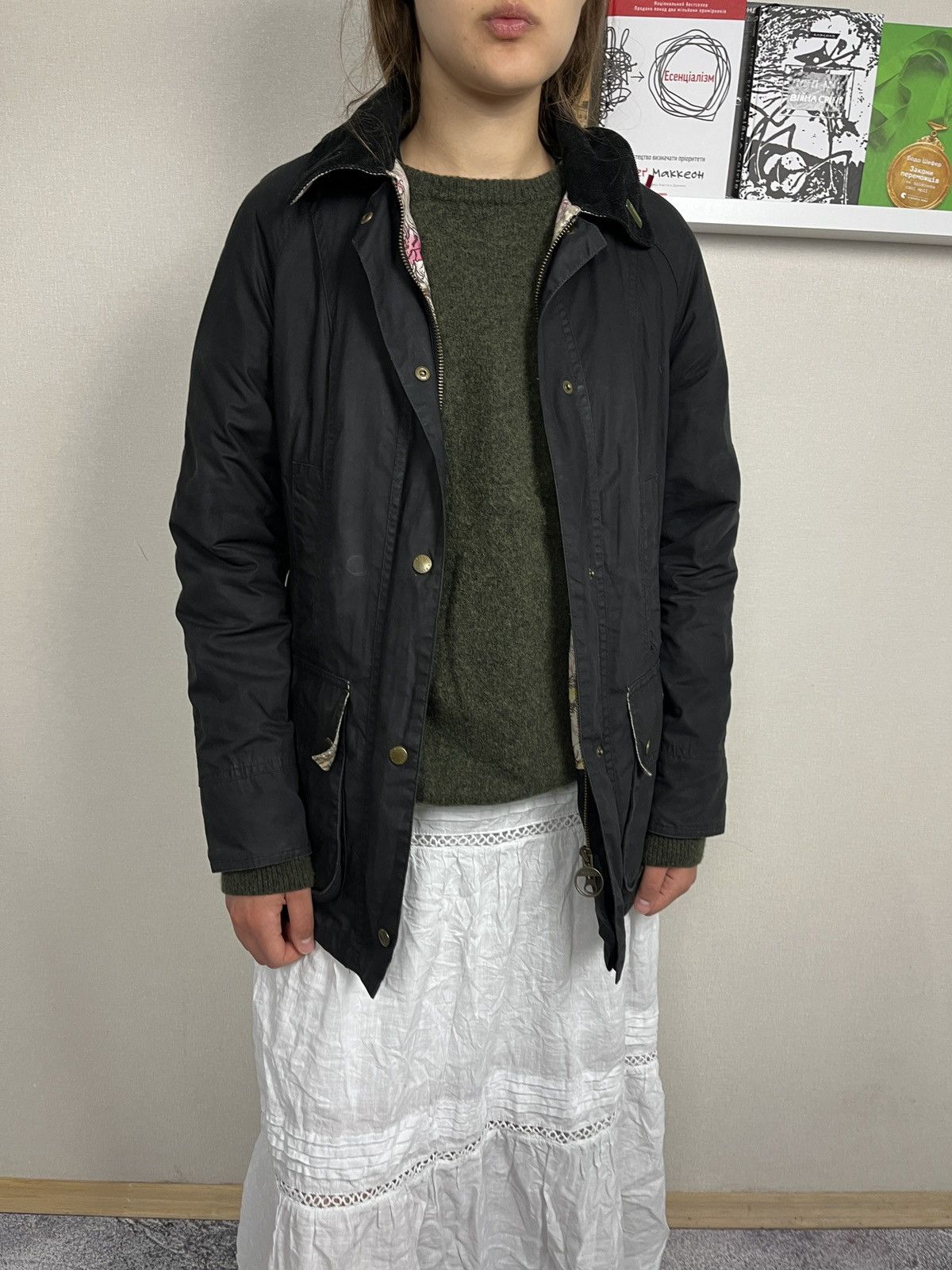 Barbour Vintage Barbour Print Beadnell Waxed Jacket Size UK 10 Rare Size M / US 6-8 / IT 42-44 - 2 Thumbnail