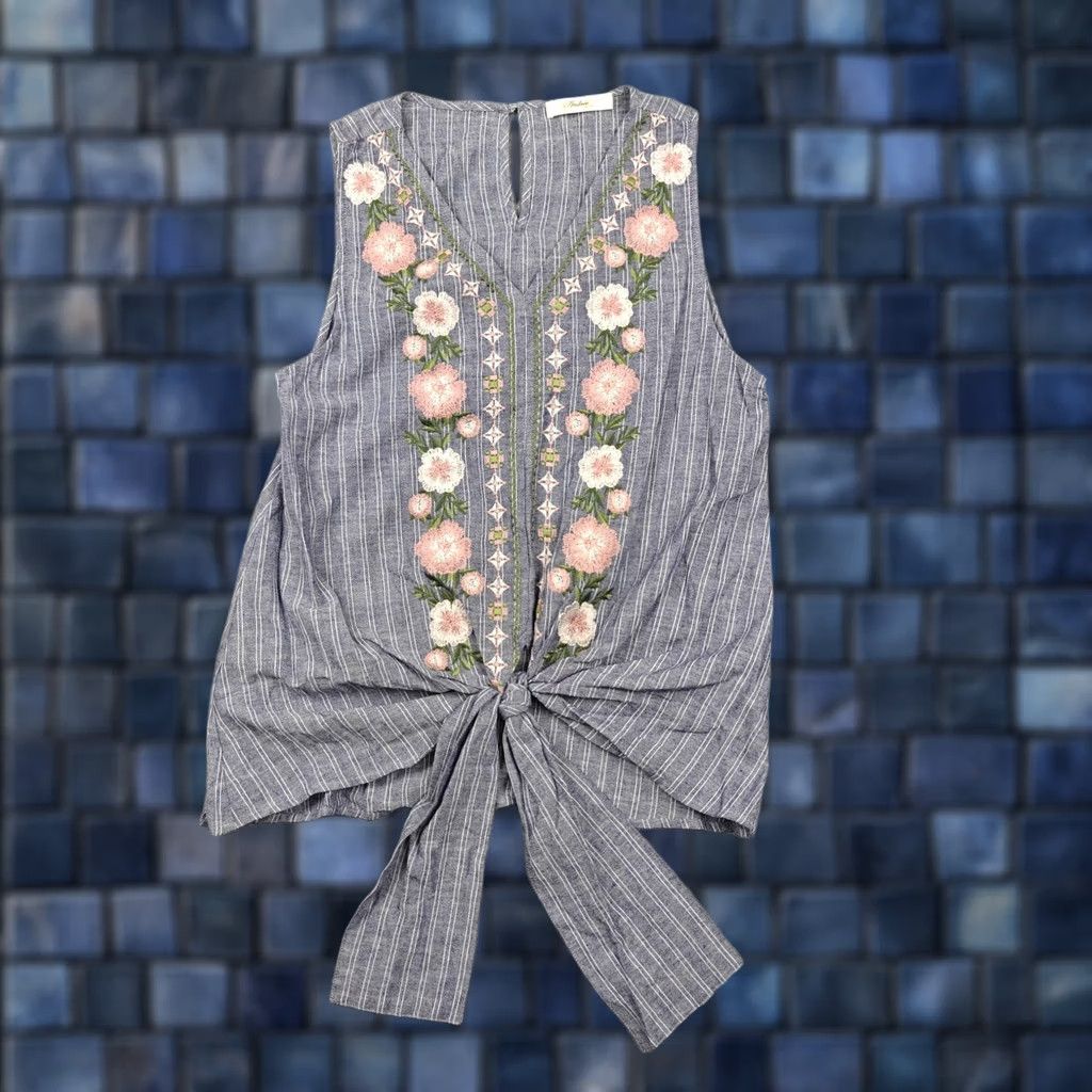 Vintage VINTAGE Andree By Unit Tank Top Womens S Blue Embroidered Floral Tie Front Boho New Size S / US 4 / IT 40 - 1 Thumbnail