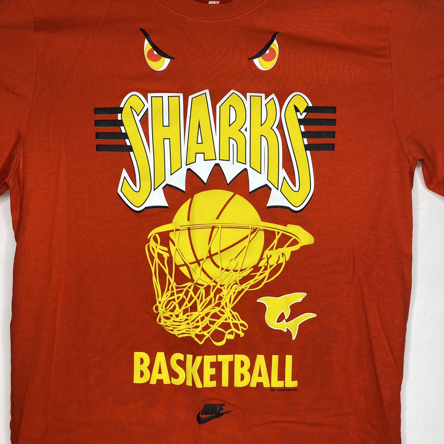 Nike Nike Tee Sharks Basketball Long Sleeve Shirt FB9032-634 Size US S / EU 44-46 / 1 - 2 Thumbnail