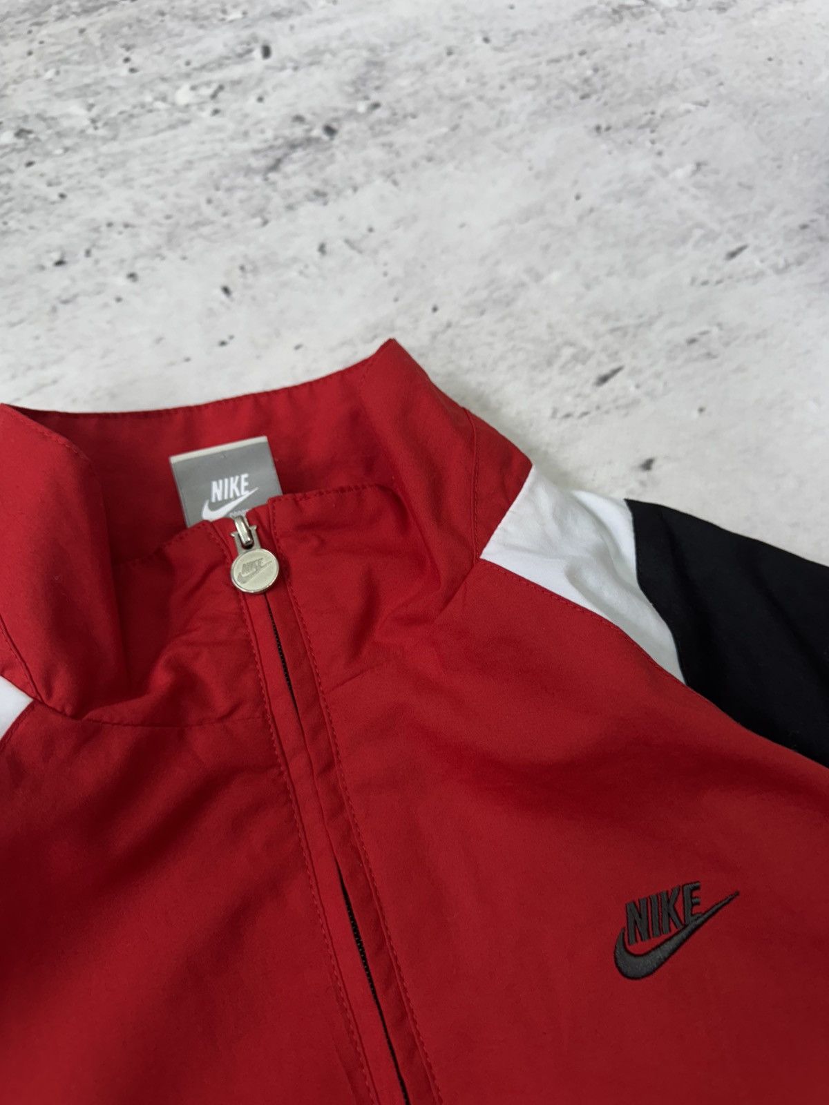 Nike × Vintage NIKE TN PLUS VINTAGE BASIC LOGO OVERSIZE BAGGY LIGHT JACKET Size US S / EU 44-46 / 1 - 5 Thumbnail