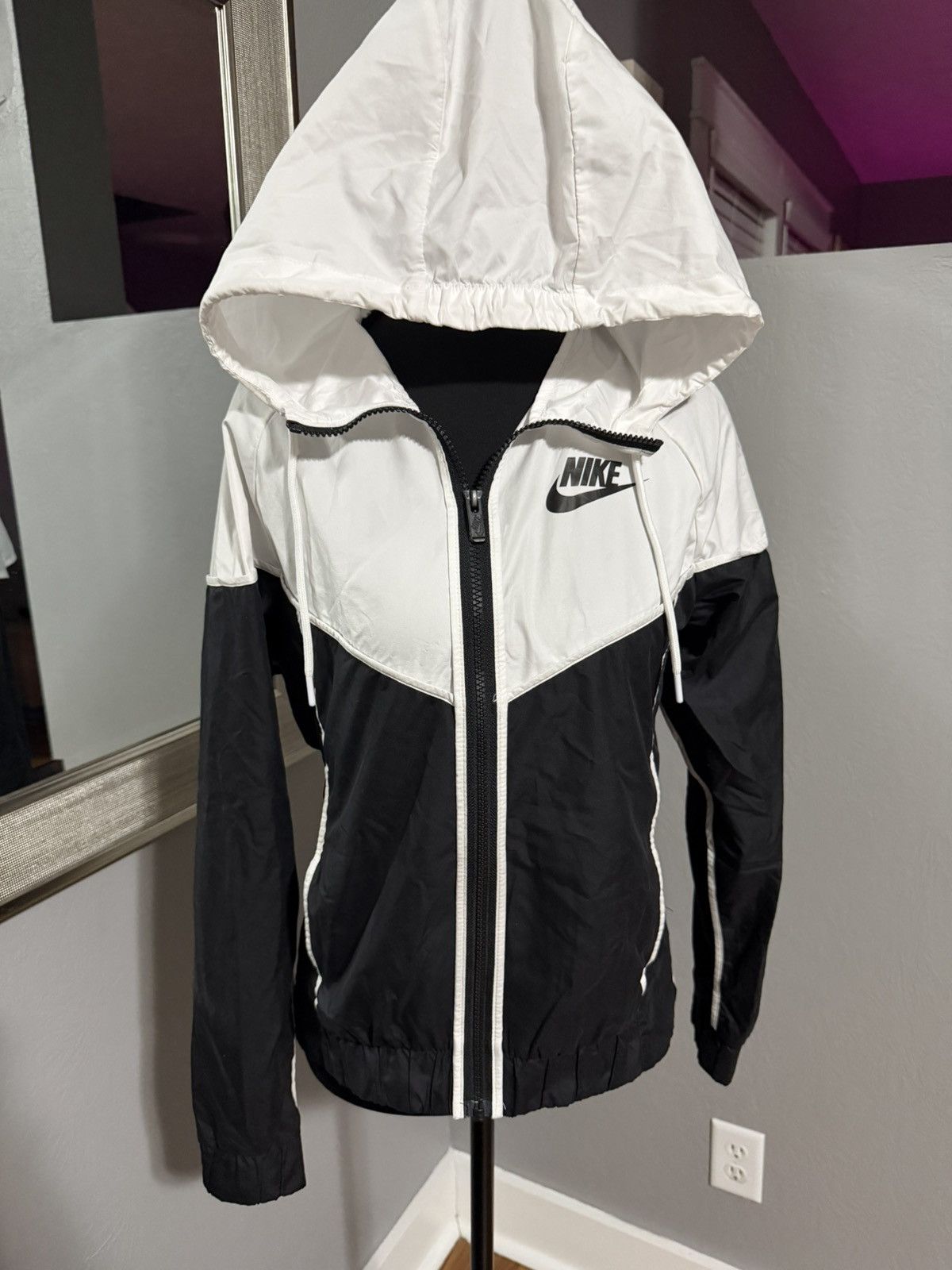 Nike Nike Sportswear Windrunner Windbreaker Jacket XS Size XS / US 0-2 / IT 36-38 - 2 Thumbnail