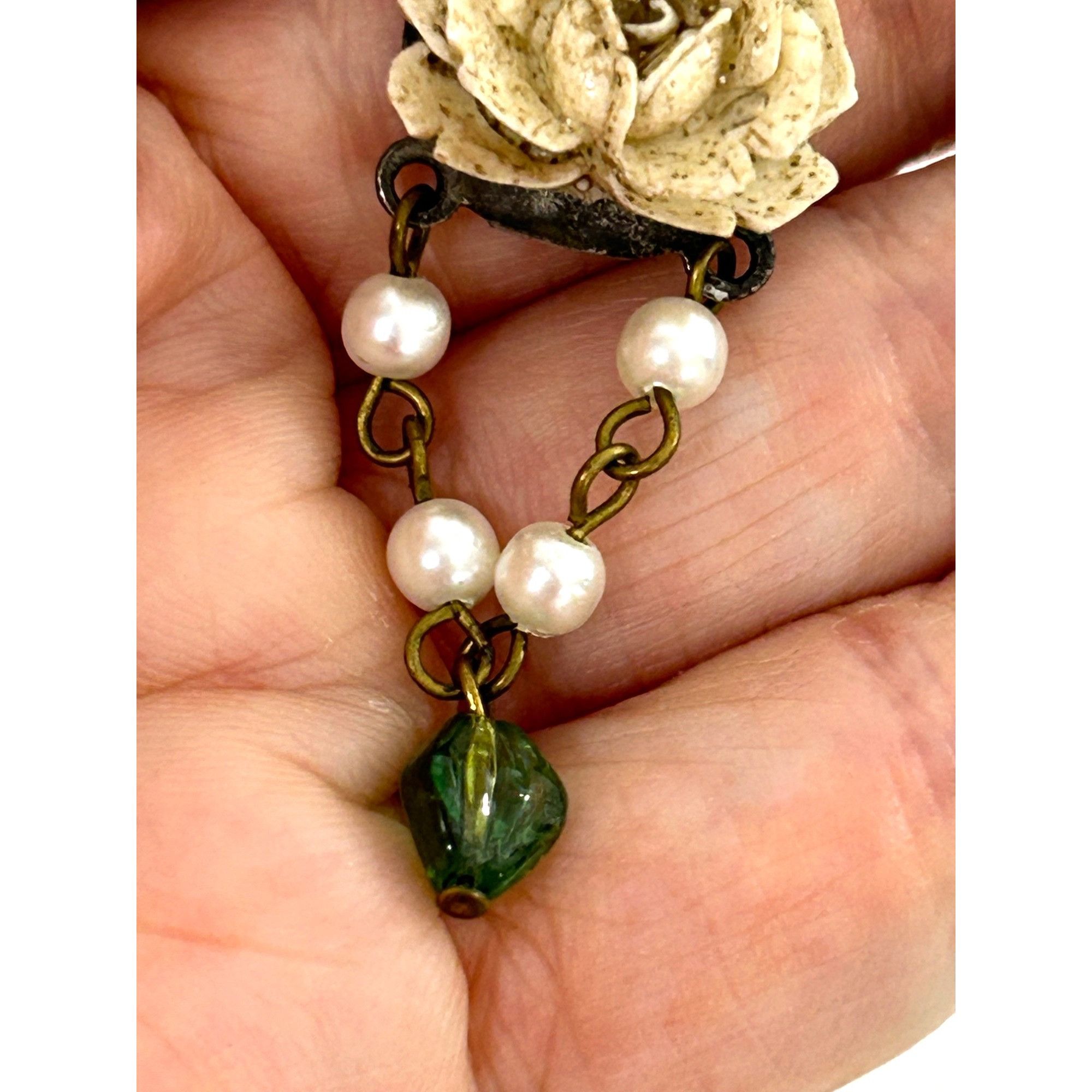 Other Victorian Vintage Earrings Roses Pearls Dangling French Hook Size ONE SIZE - 10 Thumbnail