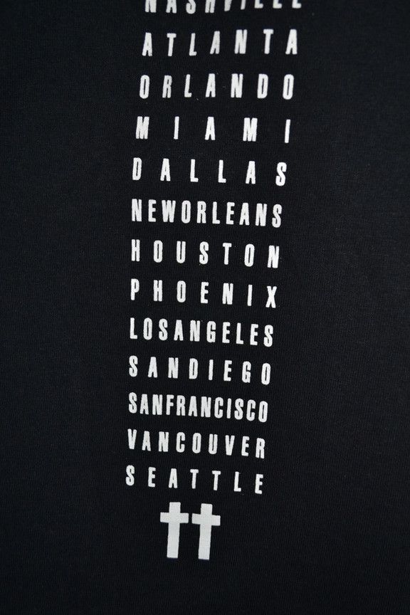 Beyonce × Jay-Z × Vintage OTR II On the Run II Tour tee Jay-z Beyonce M Size US M / EU 48-50 / 2 - 6 Thumbnail