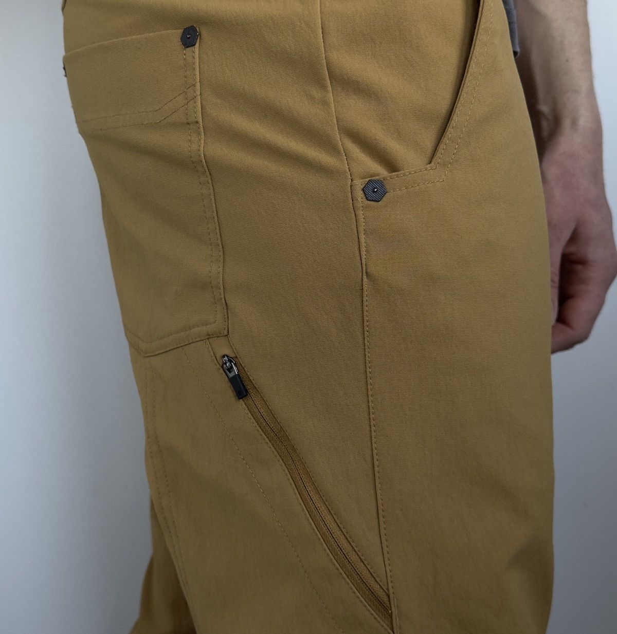 Mountain Hardwear Mountain Hard Wear Trousers Men's Trekking Zipped Size 34/32 Size US 34 / EU 50 - 5 Thumbnail