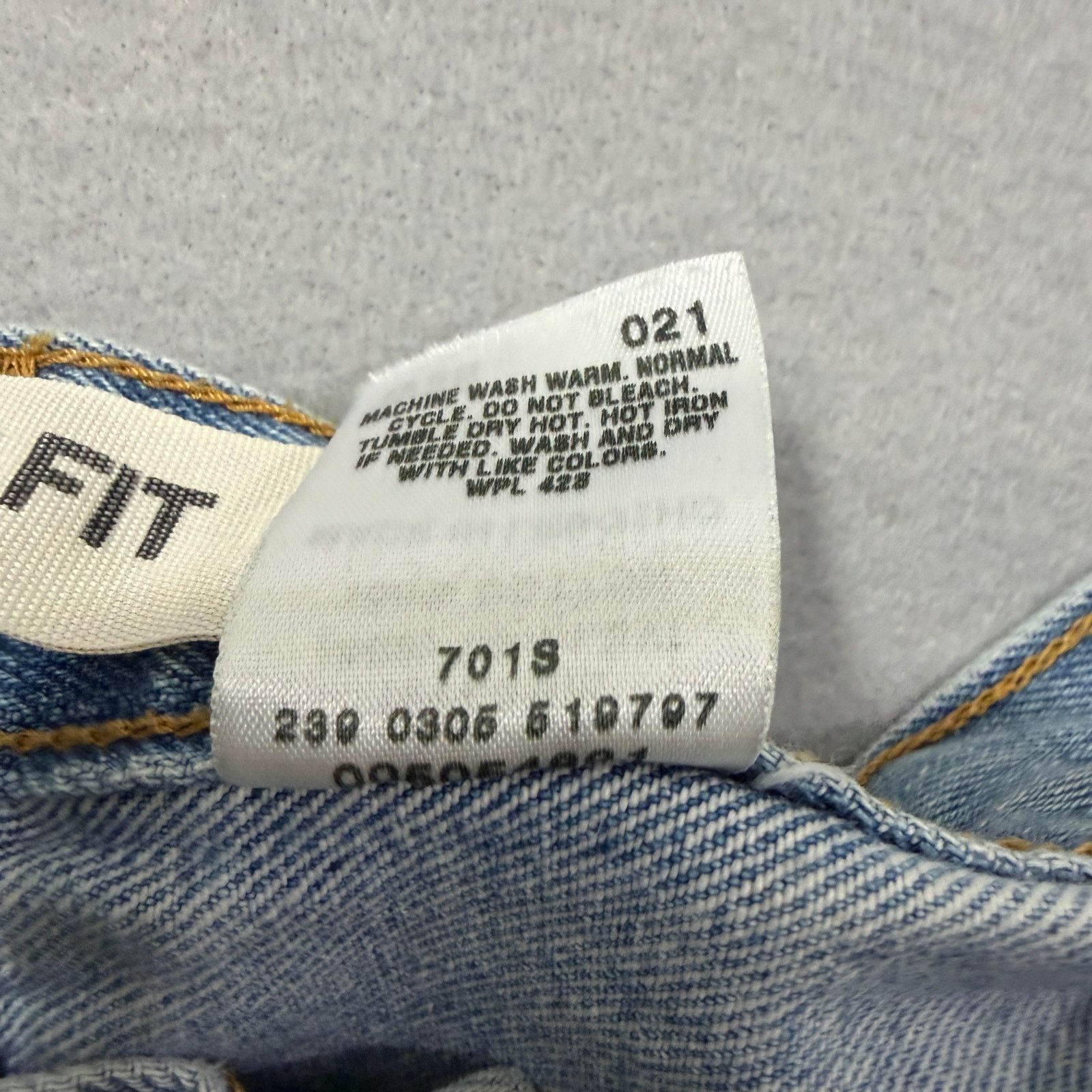 Levi's Vintage Levis 505 Regular Fit Jeans 36x29 Blue Straight y2k Size US 36 / EU 52 - 8 Thumbnail