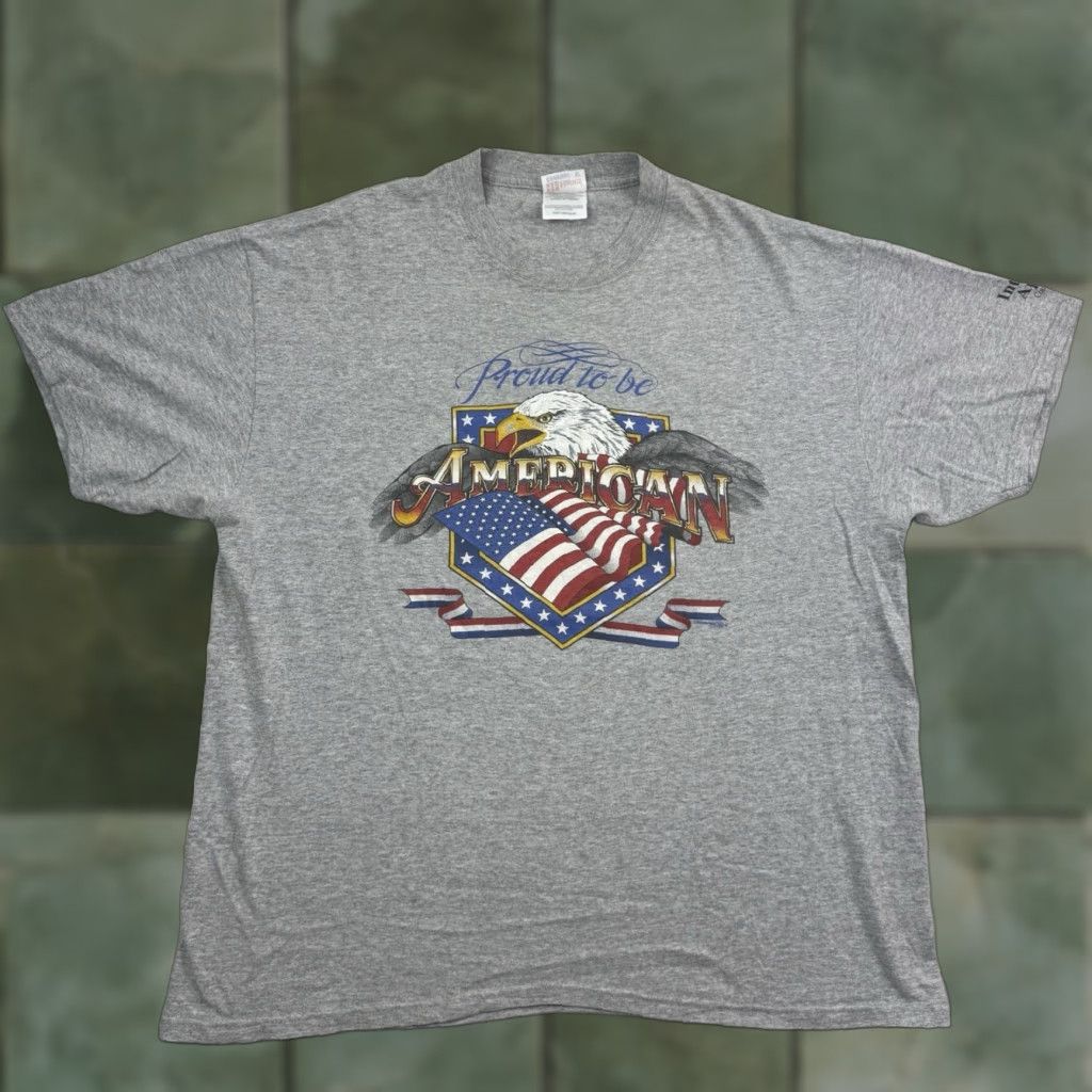Hanes VINTAGE Hanes T-Shirt Main Selling Point: Proud American USA Flag 90s Patriotic Short Sleeve Crew Neck Gray Adult Large Mens Shirt Size US L / EU 52-54 / 3 - 1 Thumbnail