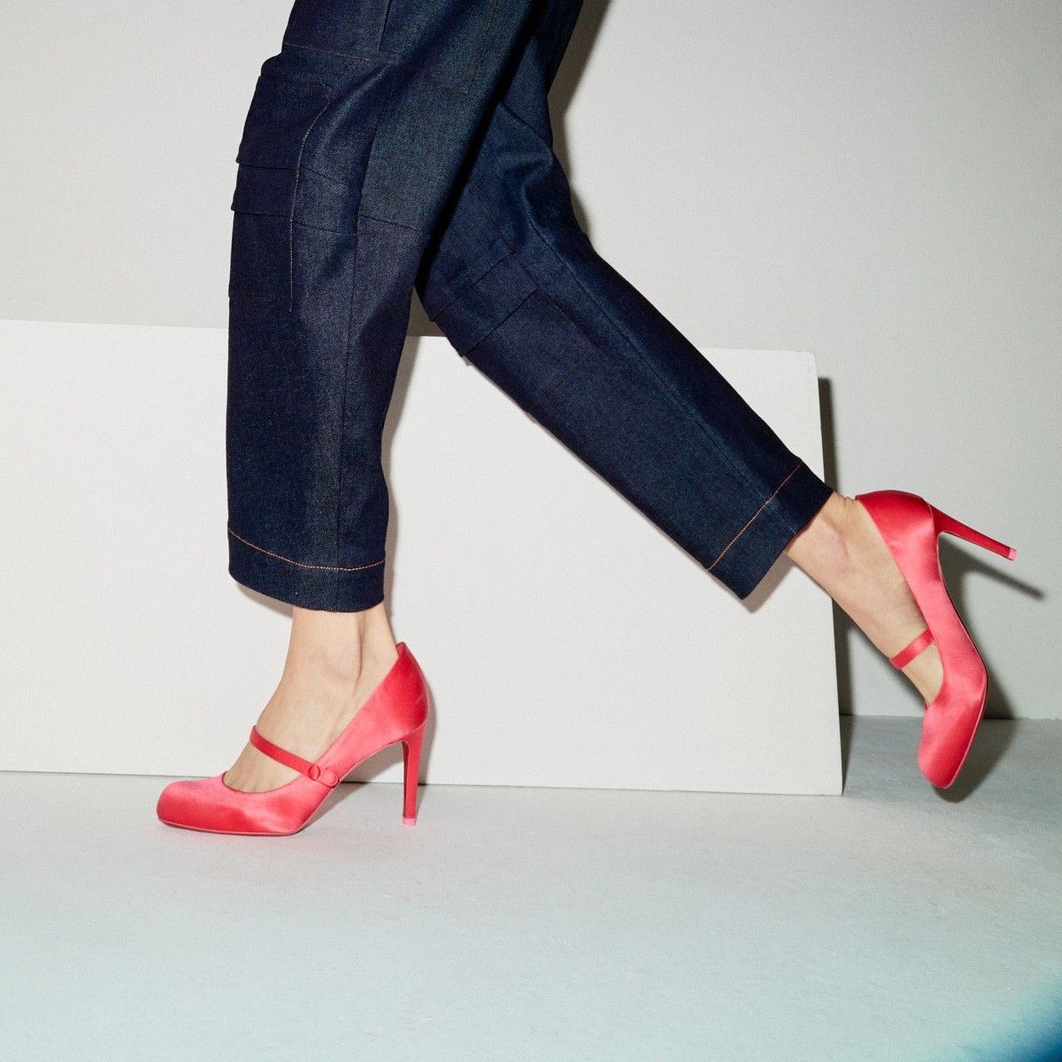 Christian Louboutin o1s1wg110325 Pumppie Wallis 85 Venus in Red Size US 11 / IT 41 - 3 Thumbnail