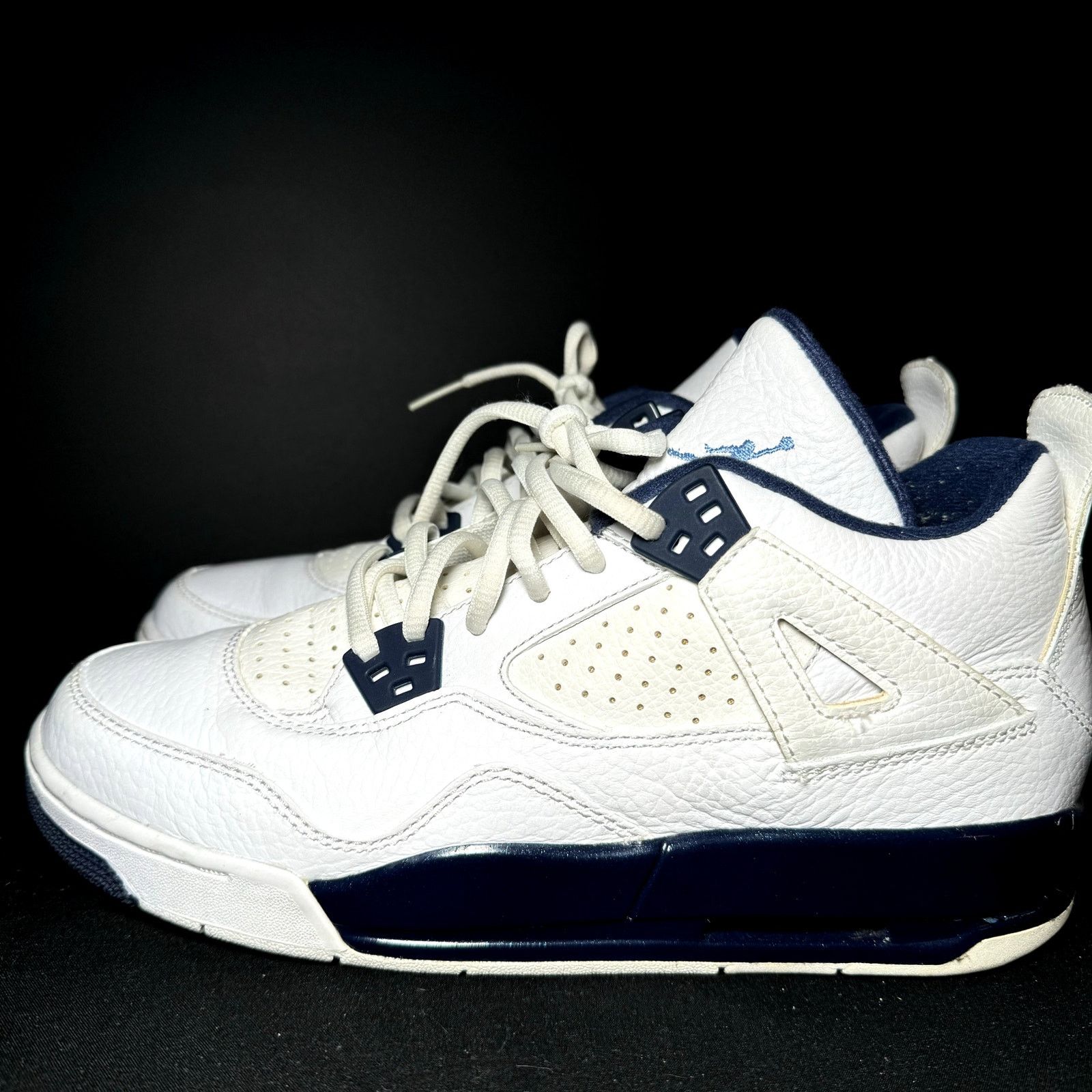 Jordan Brand × Nike Air Jordan 4 Retro LS GS Columbia Men's Shoes - Size 6.5 Size US 6.5 / EU 39-40 - 9 Thumbnail