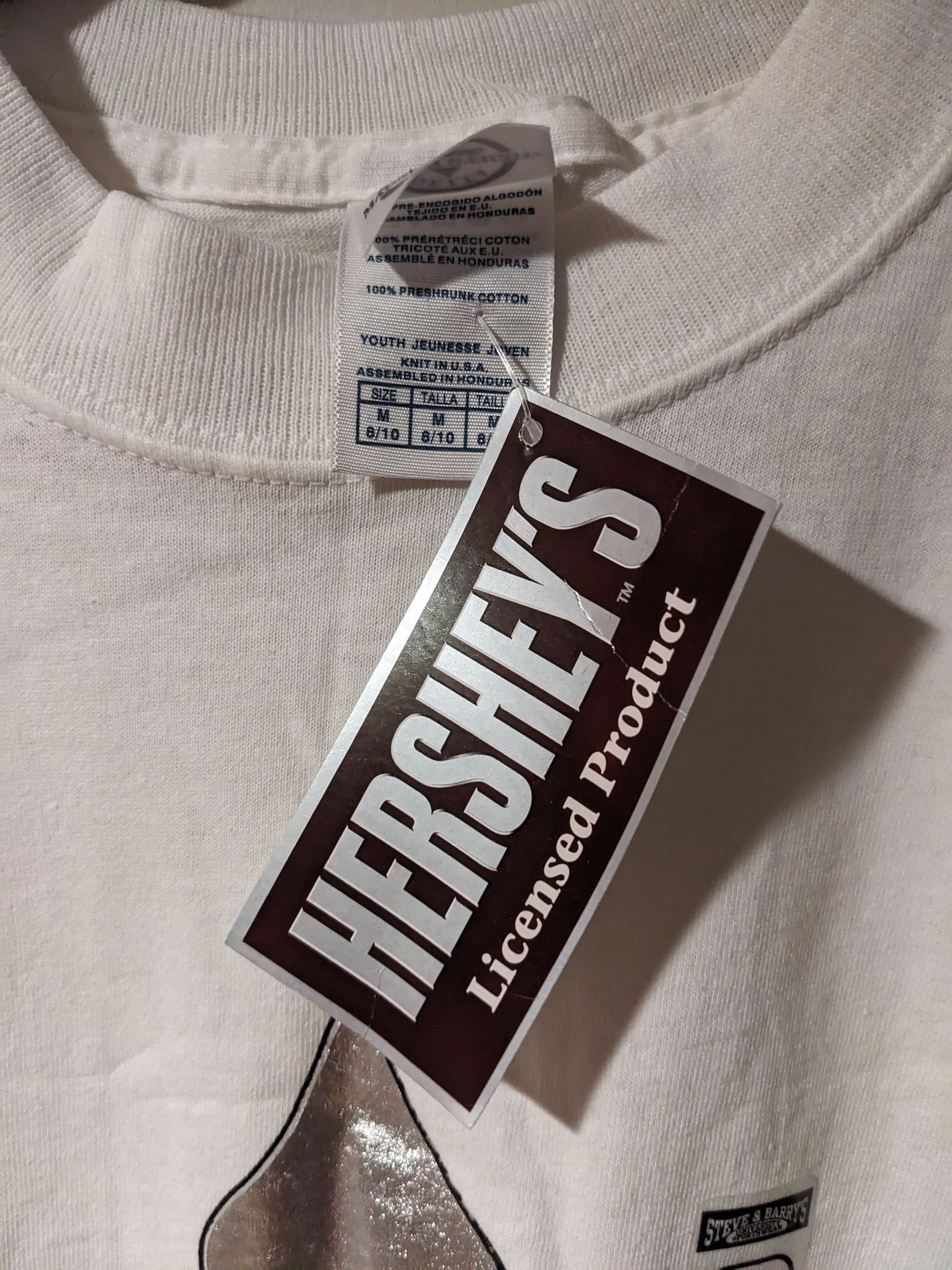 Delta × Vintage Vintage 2006 Hershey Sealed Kiss YOUTH Medium NWT T-Shirt Size US M / EU 48-50 / 2 - 3 Thumbnail