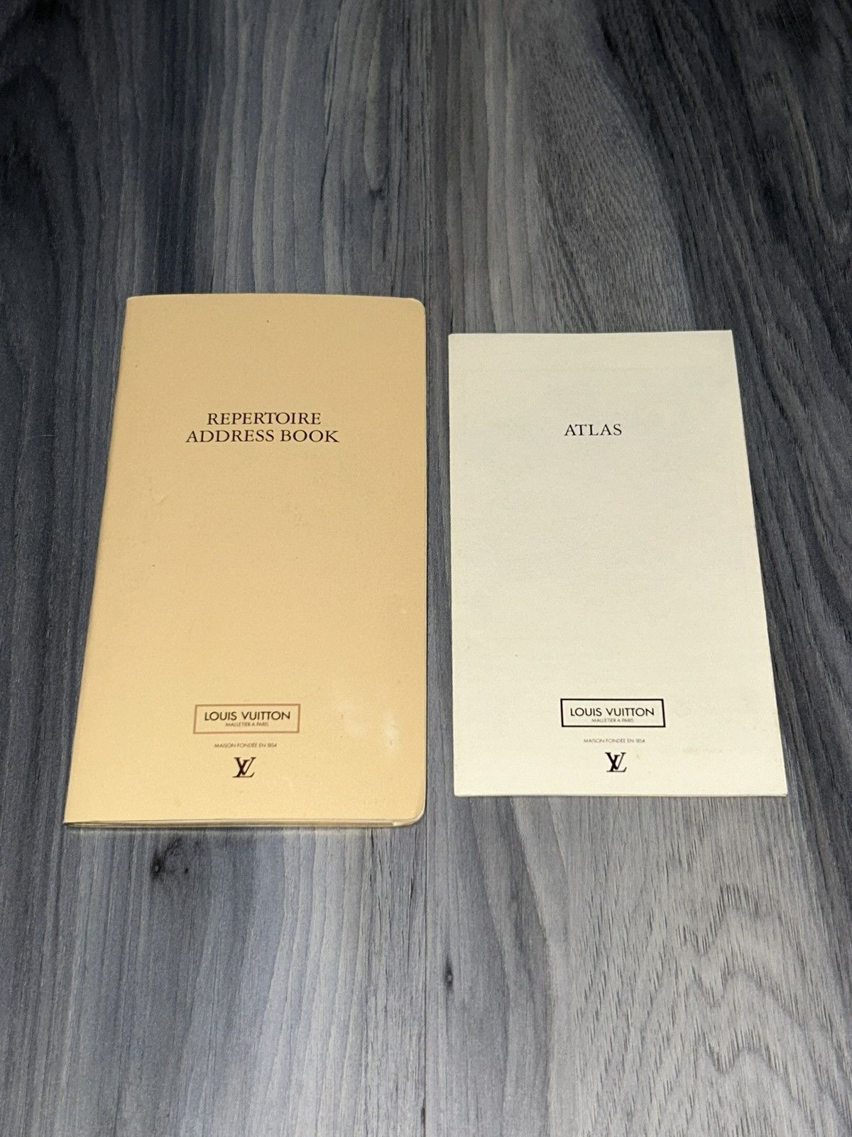 Louis Vuitton Louis Vuitton Address Book & Atlas Set Size ONE SIZE - 1 Thumbnail