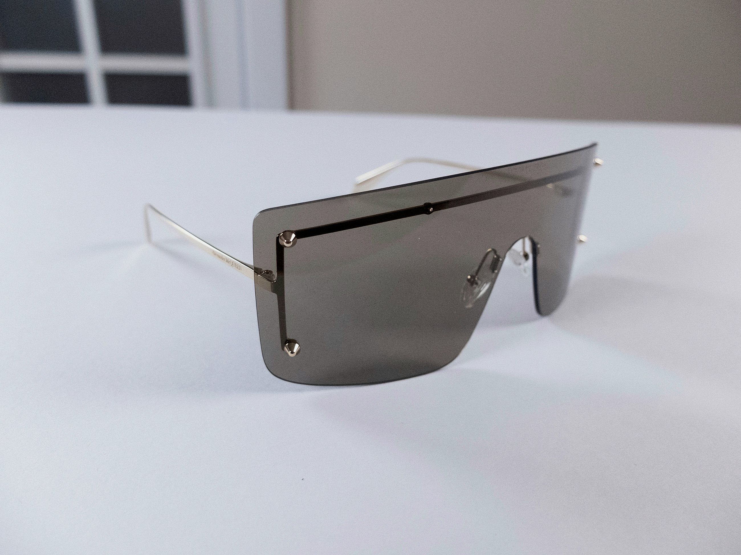 Alexander McQueen ALEXANDER MCQUEEN Spike Studs metal mask sunglasses Size ONE SIZE - 4 Thumbnail