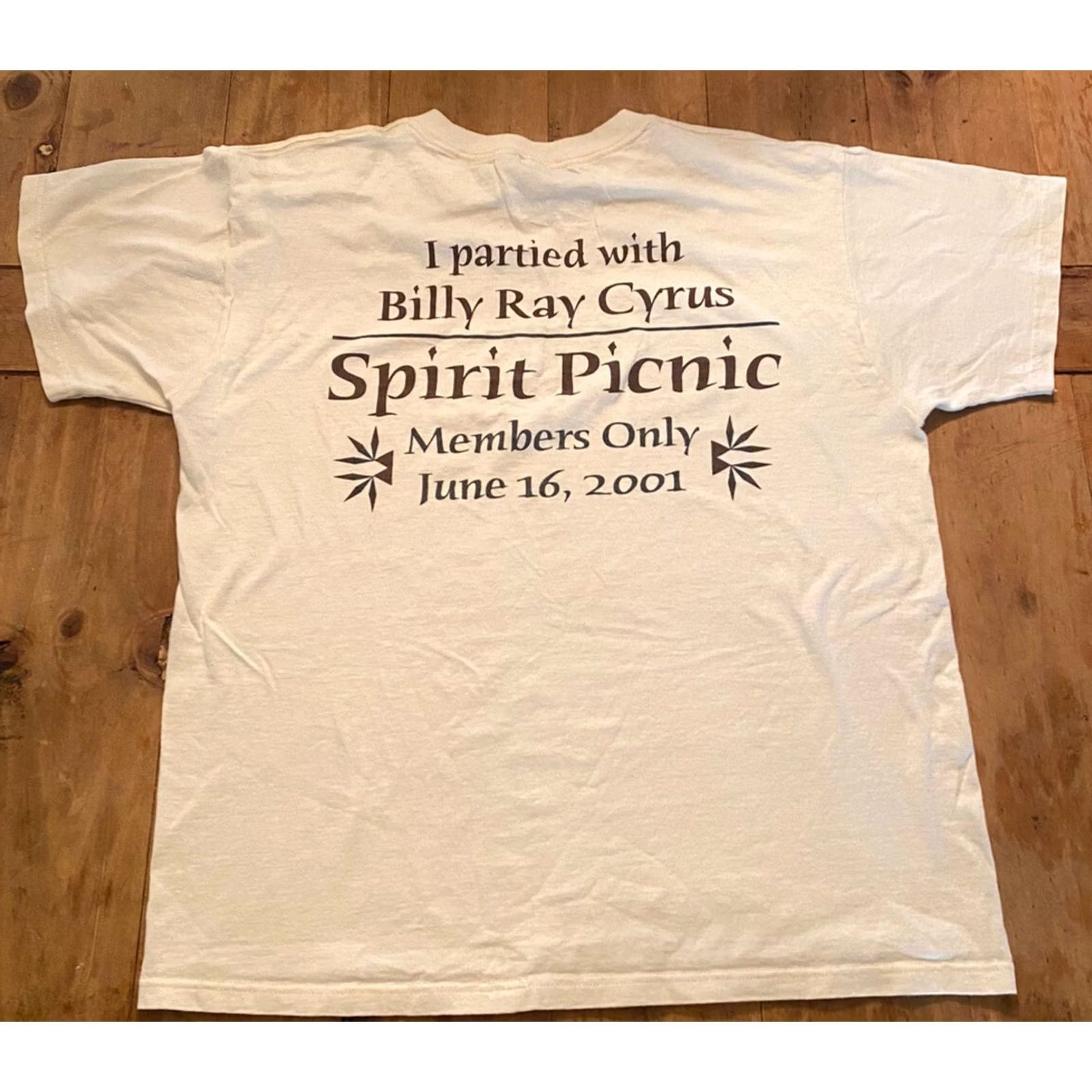 Members Only VINTAGE Billy Ray Cyrus Spirit Picnic Members Only T-Shirt M Ivory Mens Short Sleeve 2001 Spirit Band Med Size US M / EU 48-50 / 2 - 3 Thumbnail