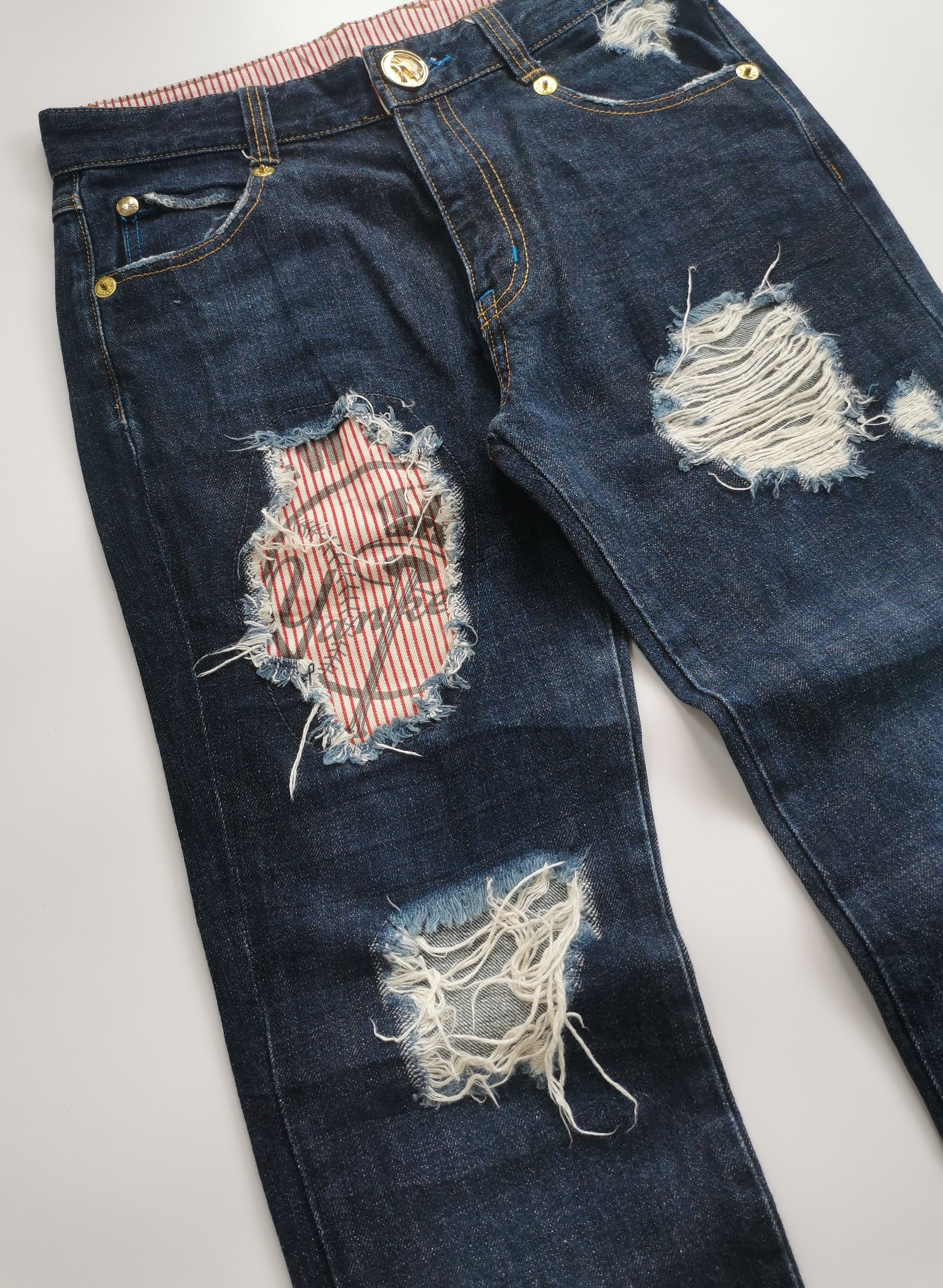 Kith × New Era × New York Yankees VINTAGE New York Yankees MLB Distressed Jeans Red Stripe Size US 30 / EU 46 - 6 Thumbnail