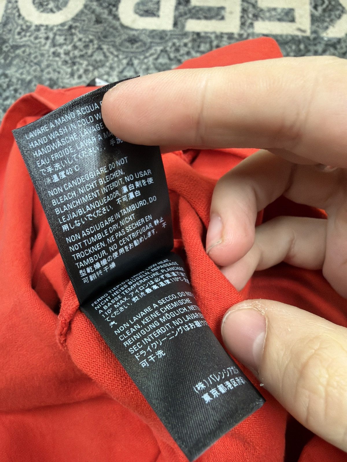 Balenciaga Balenciaga denma name tag t shirt red Size US S / EU 44-46 / 1 - 4 Thumbnail