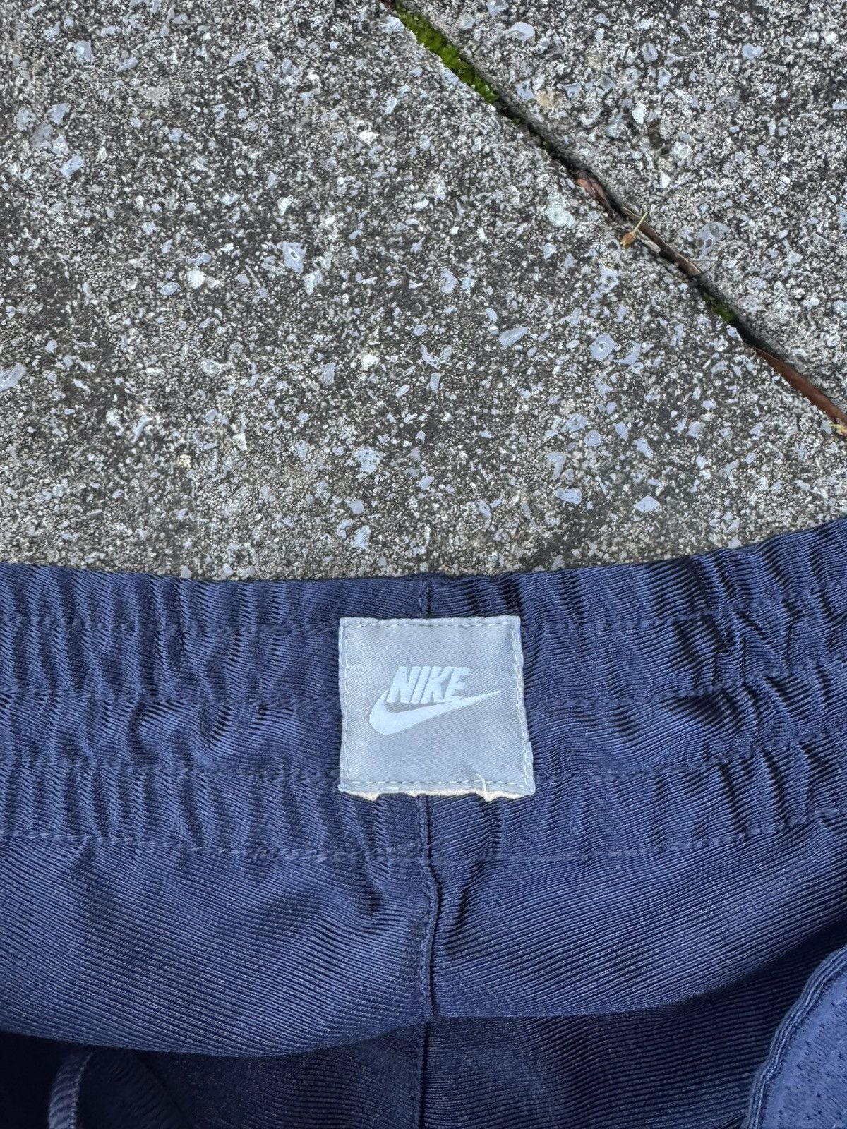 Nike × Vintage Vintage Nike Essential Swoosh Reversible Baggy Track Shorts Size US 36 / EU 52 - 6 Thumbnail