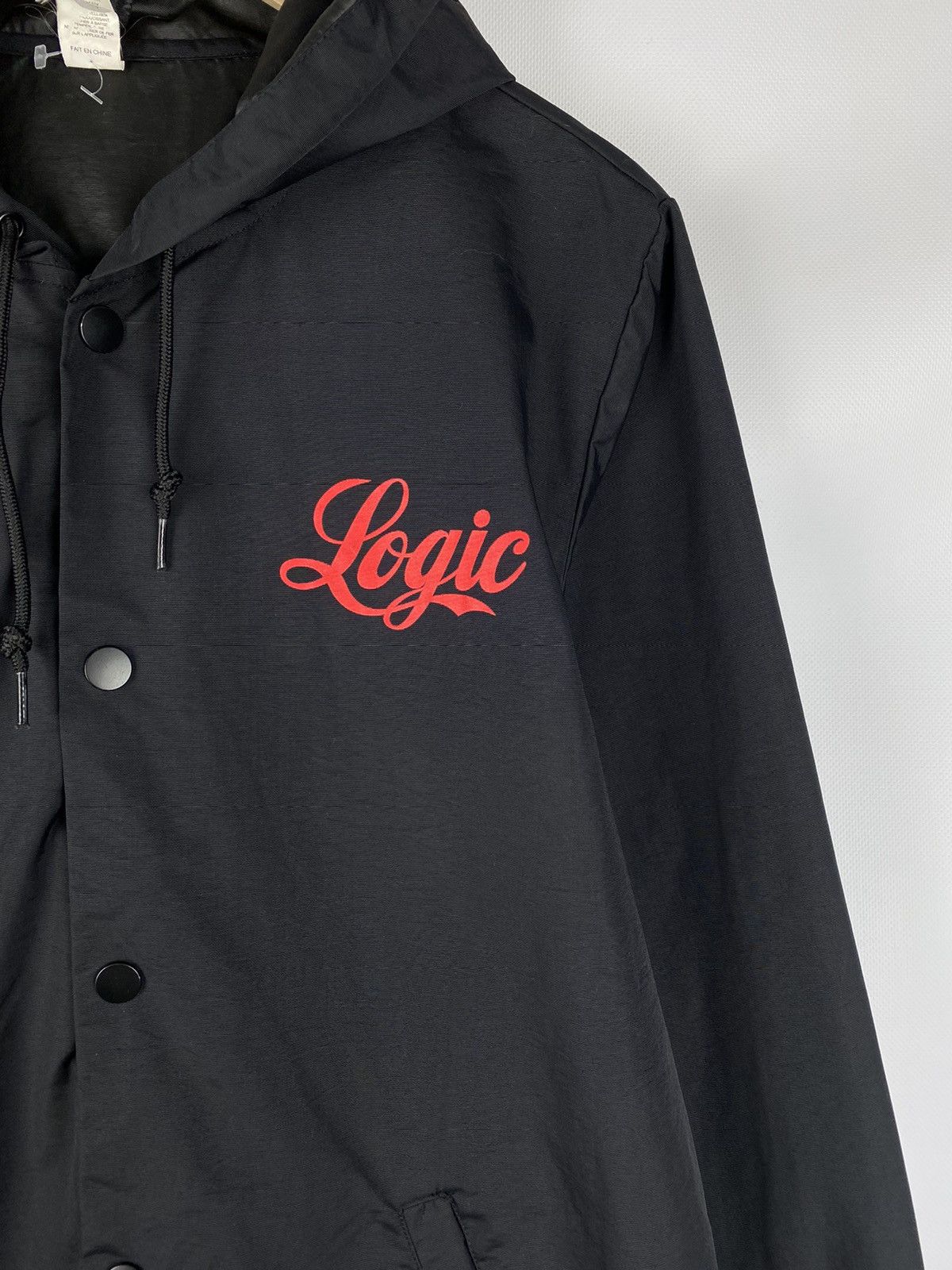 Independent Trading Co. Independent men’s hooded windbreaker jacket size M Size US M / EU 48-50 / 2 - 6 Thumbnail