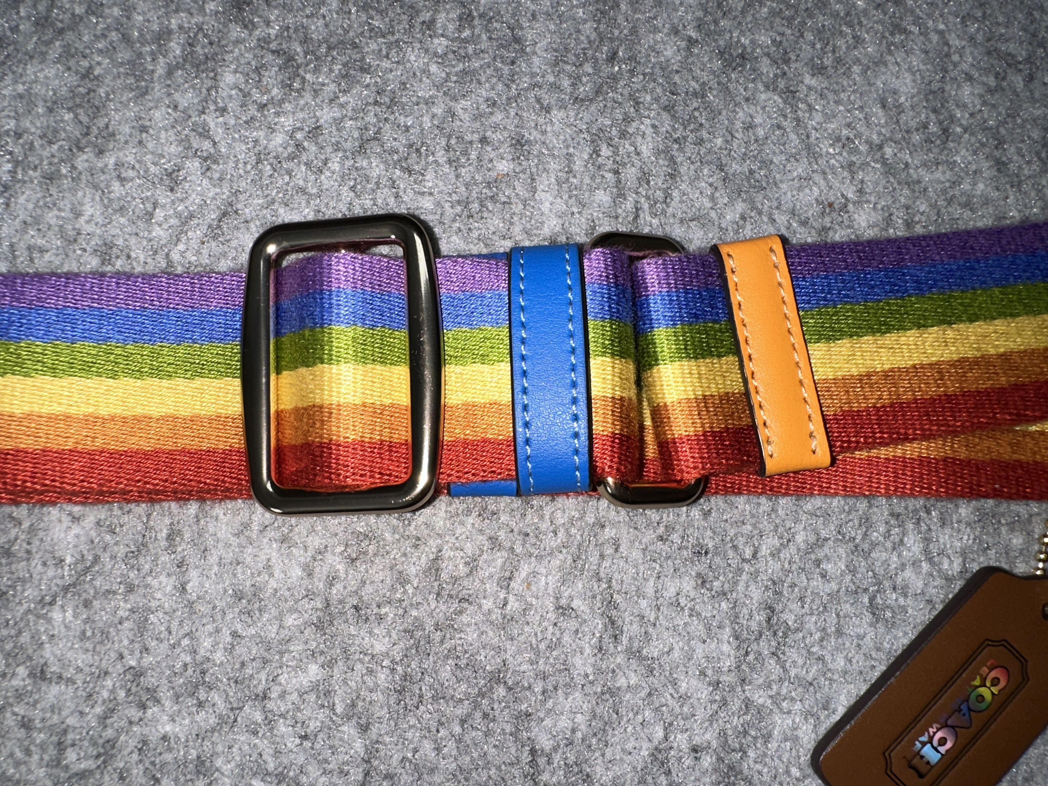 Coach Coach Jamie Camera Bag Crossbody in Rainbow Signature Canvas Size ONE SIZE - 12 Thumbnail