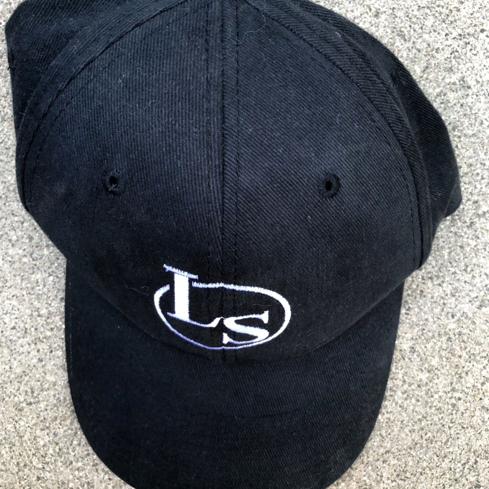 Vintage YUPOONG LS Logo Fitted Hat Men's L/XL Black Embroidered Cap Flex Fit Size ONE SIZE - 3 Thumbnail