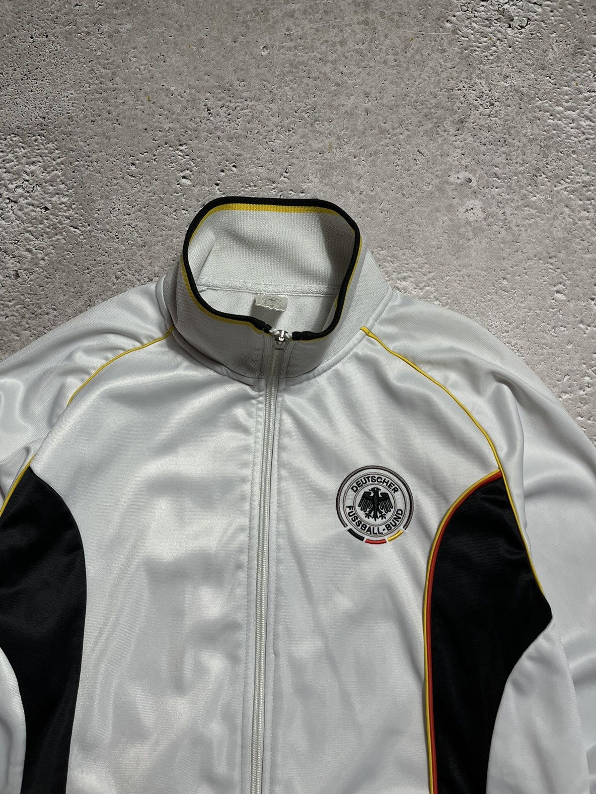 Vintage Vintage 90s Germany Soccer Zip Up Sweatshirt Jacket Size US M / EU 48-50 / 2 - 4 Thumbnail