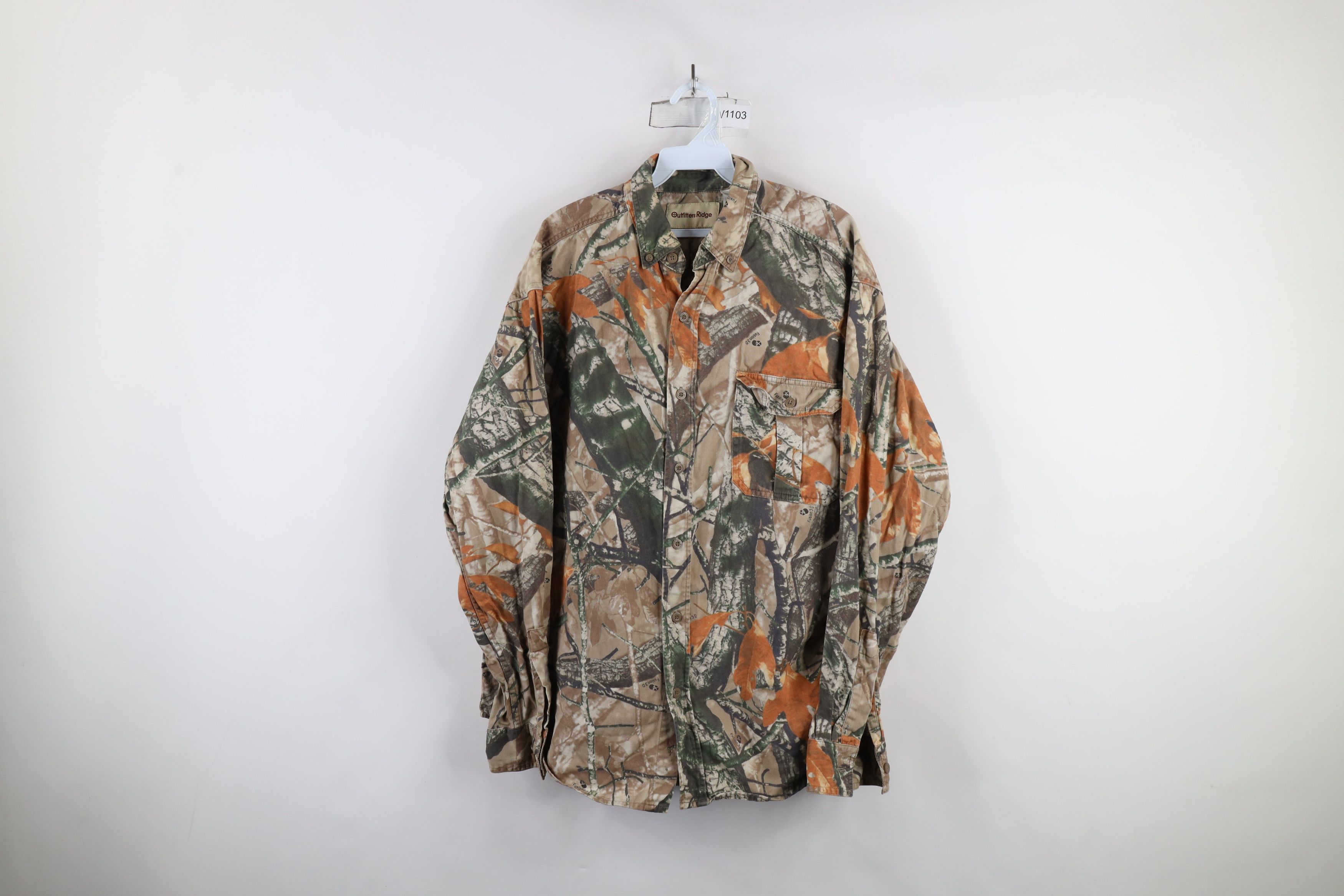 Vintage Vintage 90s Streetwear Camouflage Collared Button Down Shirt Size US L / EU 52-54 / 3 - 1 Thumbnail