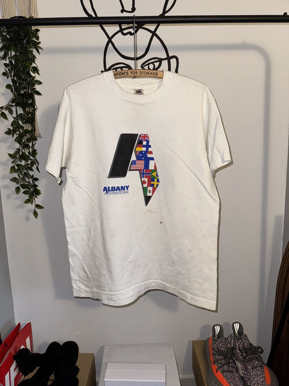 Fruit Of The Loom × Vintage Vintage 90s Albany International Running the World Over tee Size US L / EU 52-54 / 3 - 4 Thumbnail