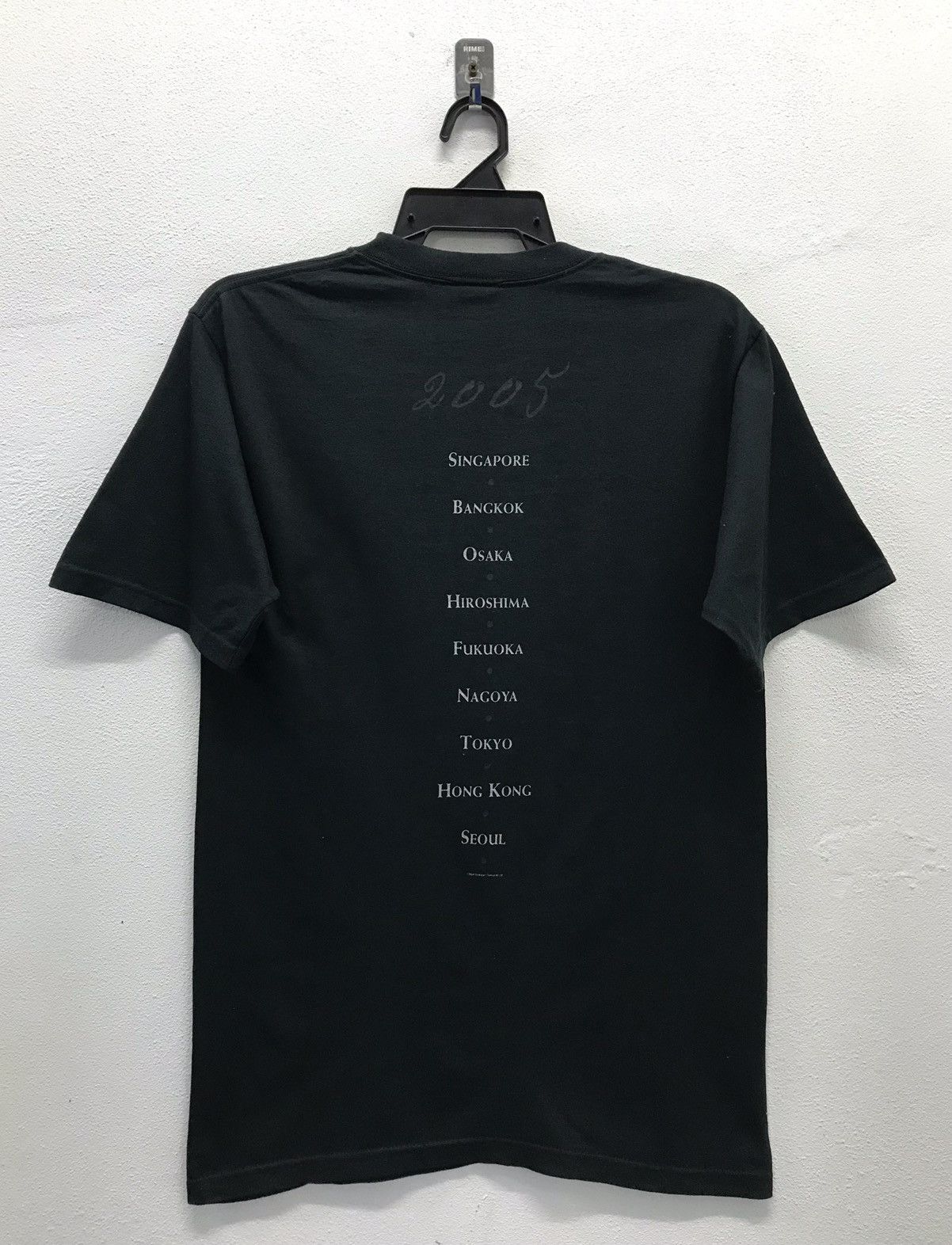 Anvil × Band Tees × Sting Vintage Anvil Sting Sacred Love World Tour 2005 Shirt Size US S / EU 44-46 / 1 - 2 Thumbnail