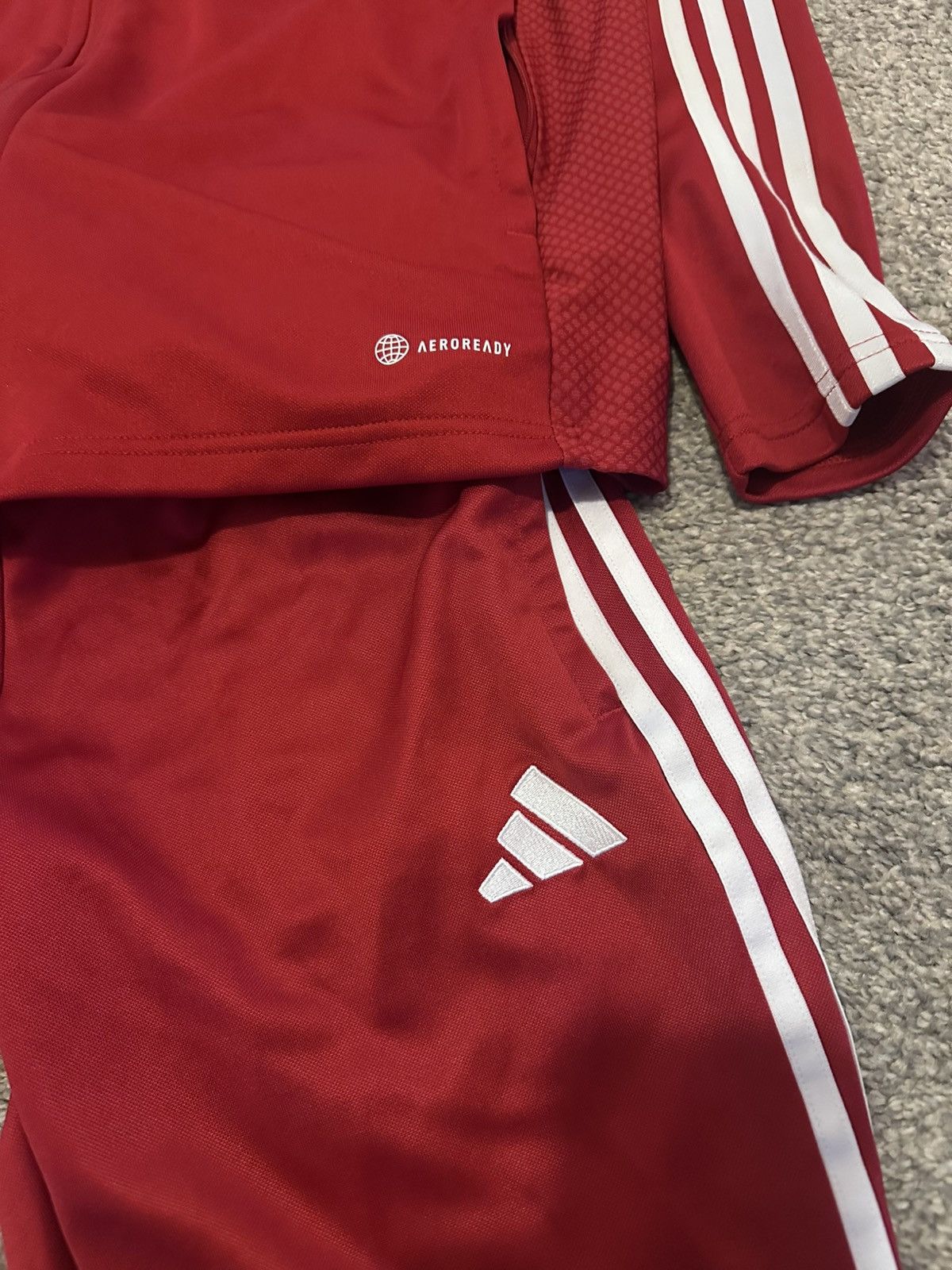 Adidas Adidas tracksuit Red size Medium Size US M / EU 48-50 / 2 - 2 Thumbnail