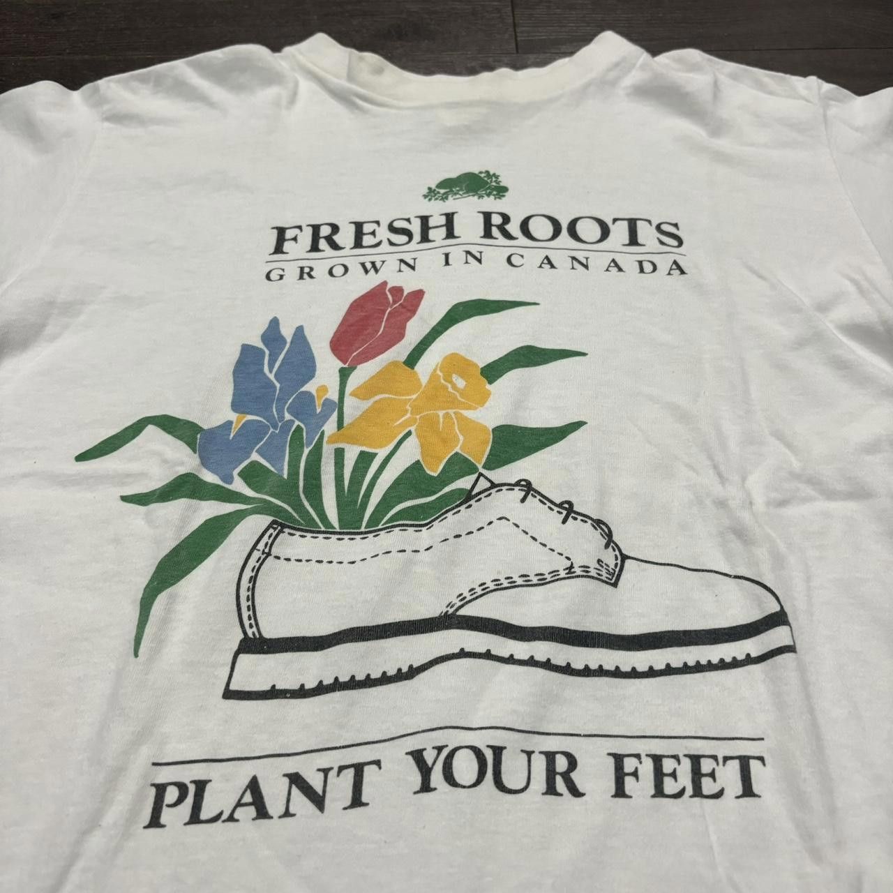 Roots Vintage Fresh Roots Grow in Canada Plant your Feet T Shirt Size US M / EU 48-50 / 2 - 1 Thumbnail