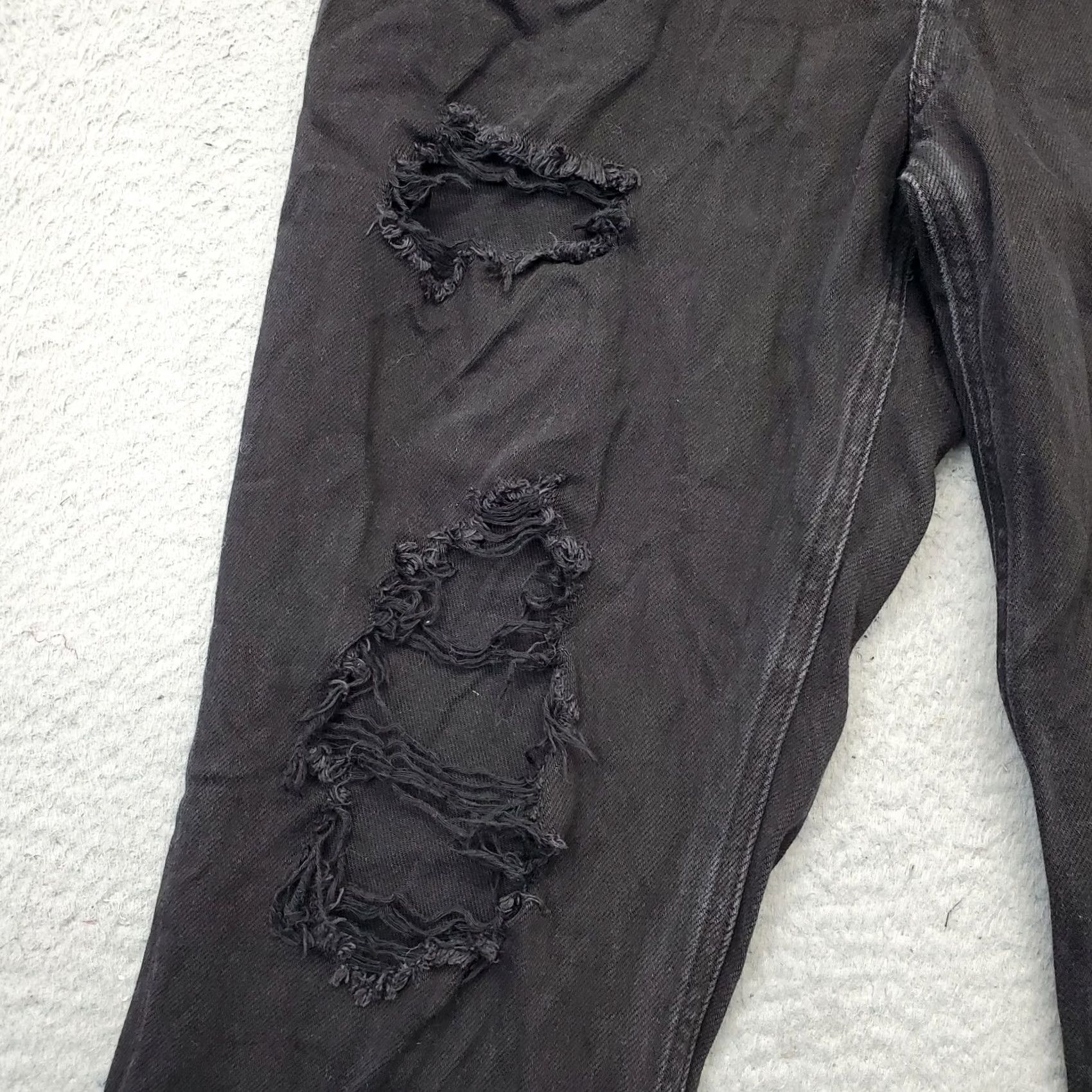 Vintage Aéropostale Mom Jeans Women's 6 Black Denim Distressed Comfort Fit Straight Leg Jeans Size 28" / US 6 / IT 42 - 8 Thumbnail