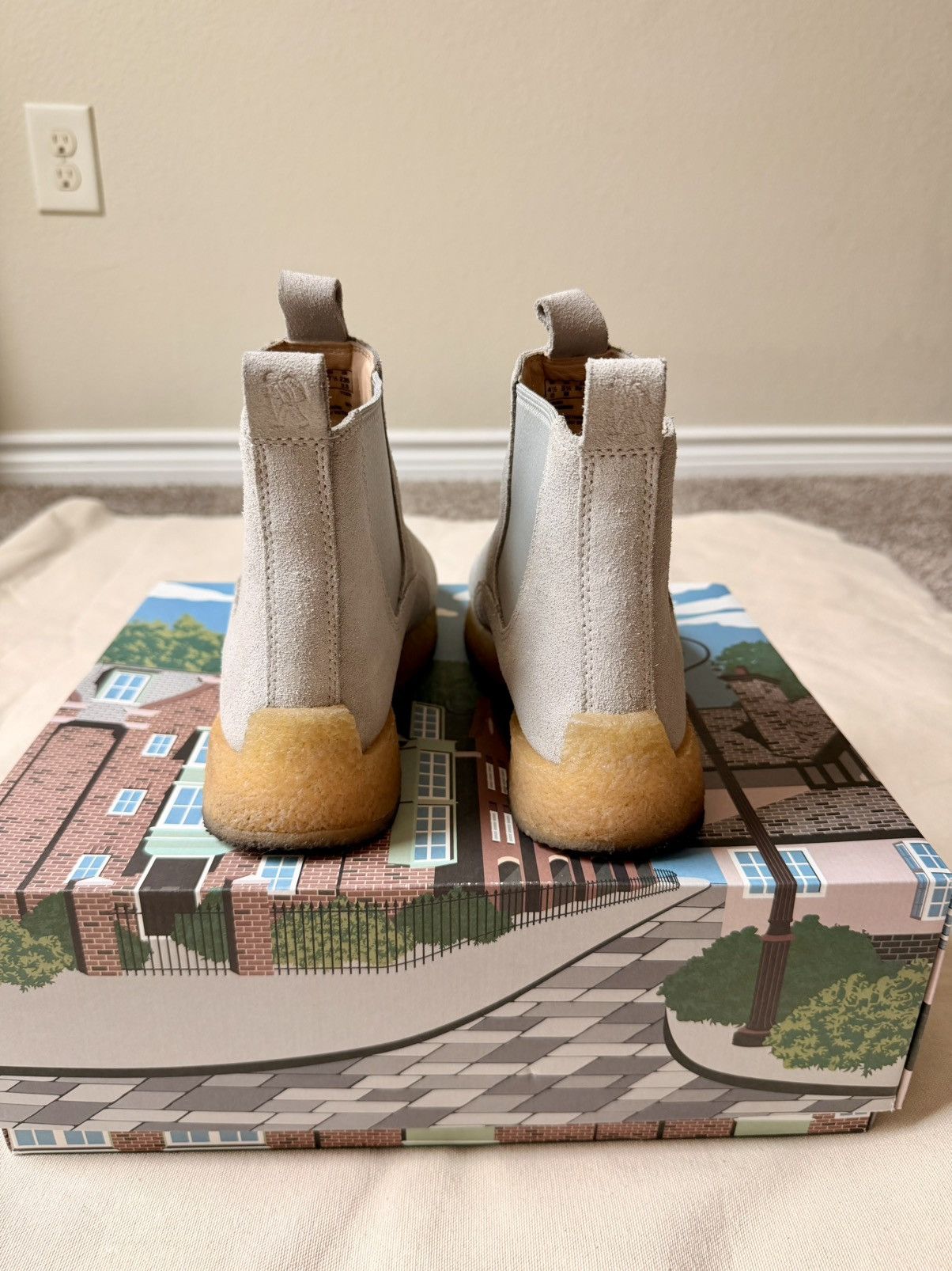 Clarks × Ronnie Fieg Kith x Clark’s - Ronnie Fieg Radlett Chelsea Boot Grey 5.5M Size US 5.5 / EU 38 - 5 Thumbnail