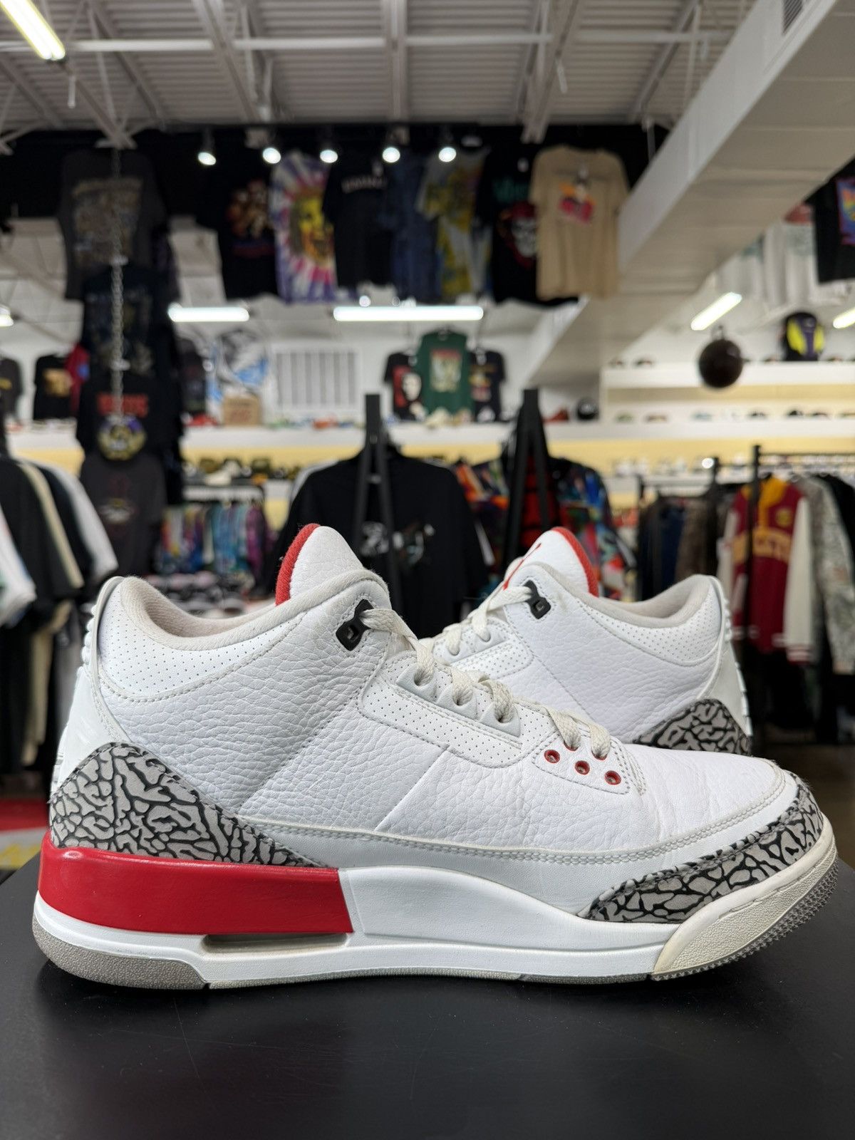 Jordan Brand Air Jordan 3 Hall of Fame Size 12 (2018) Size US 12 / EU 45 - 3 Thumbnail