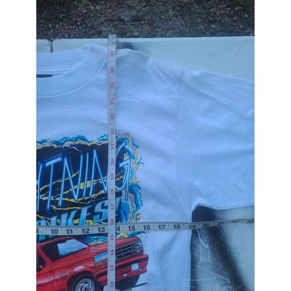 NASCAR Vintage Ford F150 Lightning Strikes t-shirt single stitch Size US M / EU 48-50 / 2 - 4 Thumbnail