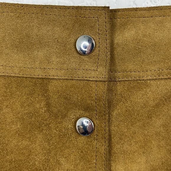Isabel Marant Etoile Isabel Marant Suede Scalloped A Line Mini Skirt Size 34" / US 12 / IT 48 - 4 Thumbnail