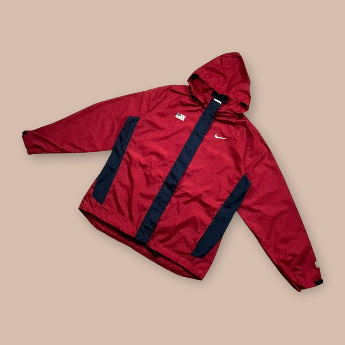 Nike Nike Windbreaker USA Track&Field Y2K Olympic Red Jacket Size US L / EU 52-54 / 3 - 2 Thumbnail