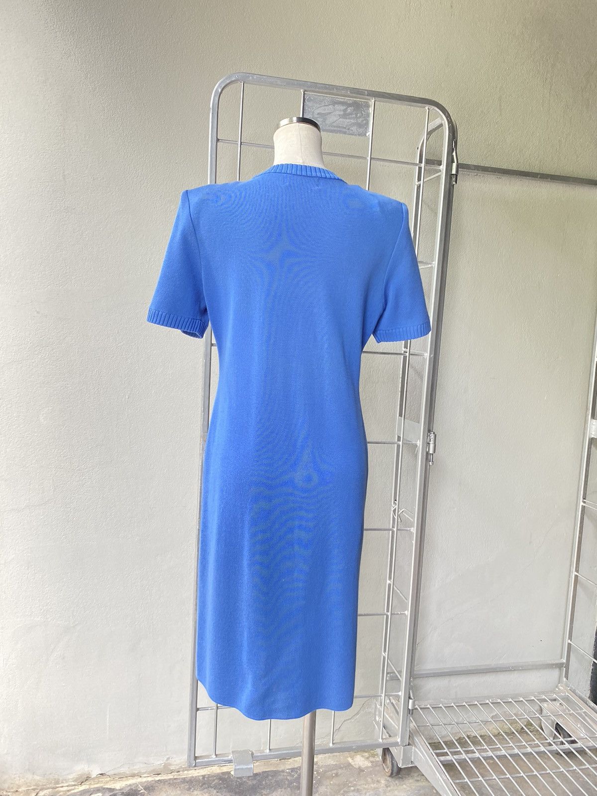 Yves Saint Laurent Yves Saint Laurent vintage knitted blue dress Size ONE SIZE - 4 Thumbnail
