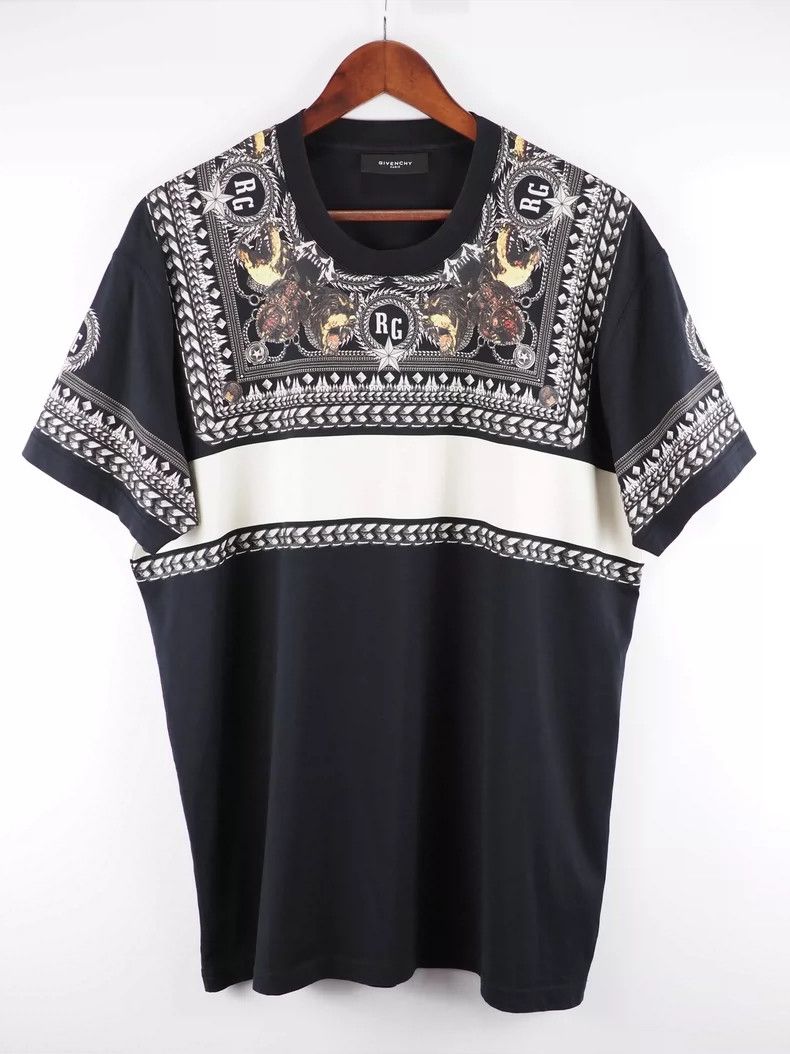 Givenchy Givenchy 11FW black skirt dog short sleeve 2506-Nextarrow Size US S / EU 44-46 / 1 - 4 Thumbnail