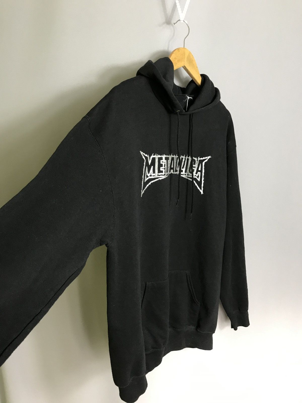 Metallica Men's 2004 Metallica Madly In Anger With The World Hoodie Size US XL / EU 56 / 4 - 2 Thumbnail