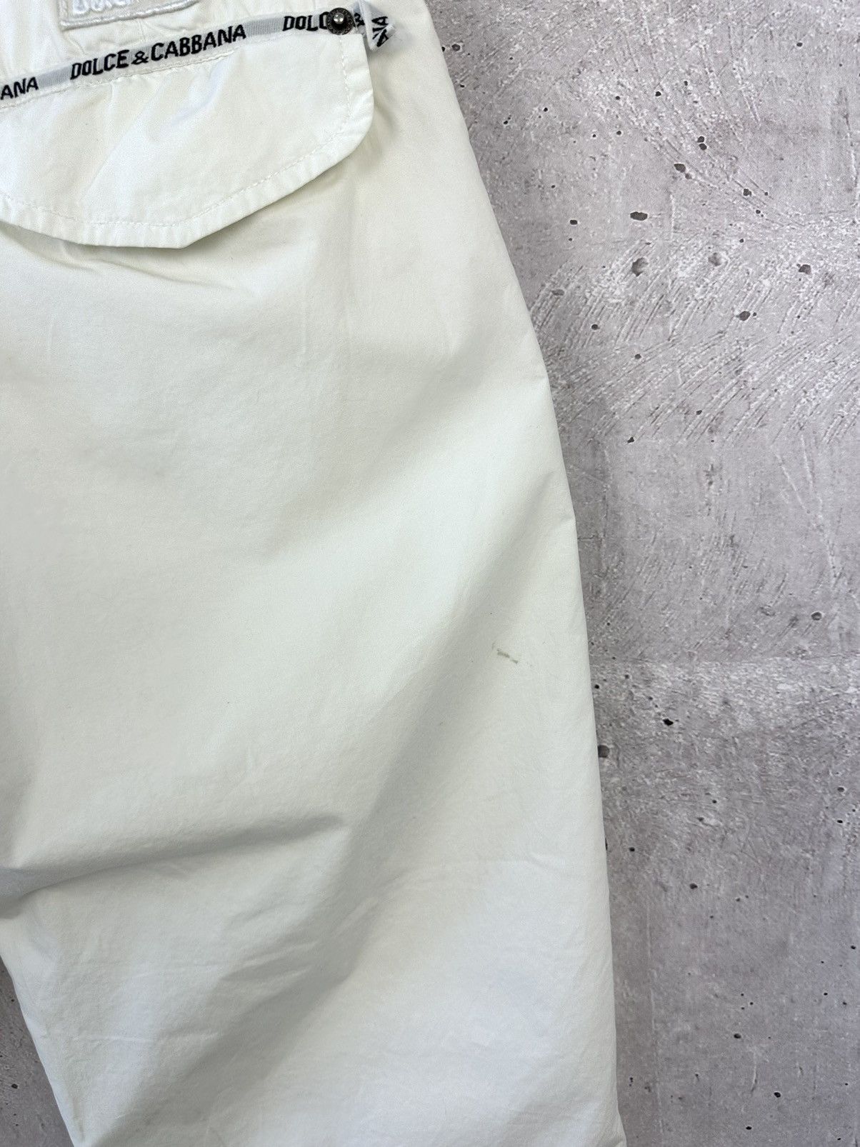 Dolce & Gabbana D&G Dolce&Gabbana Vintage White Zip Pocket Cropped Pants Size 30" / US 8 / IT 44 - 8 Thumbnail