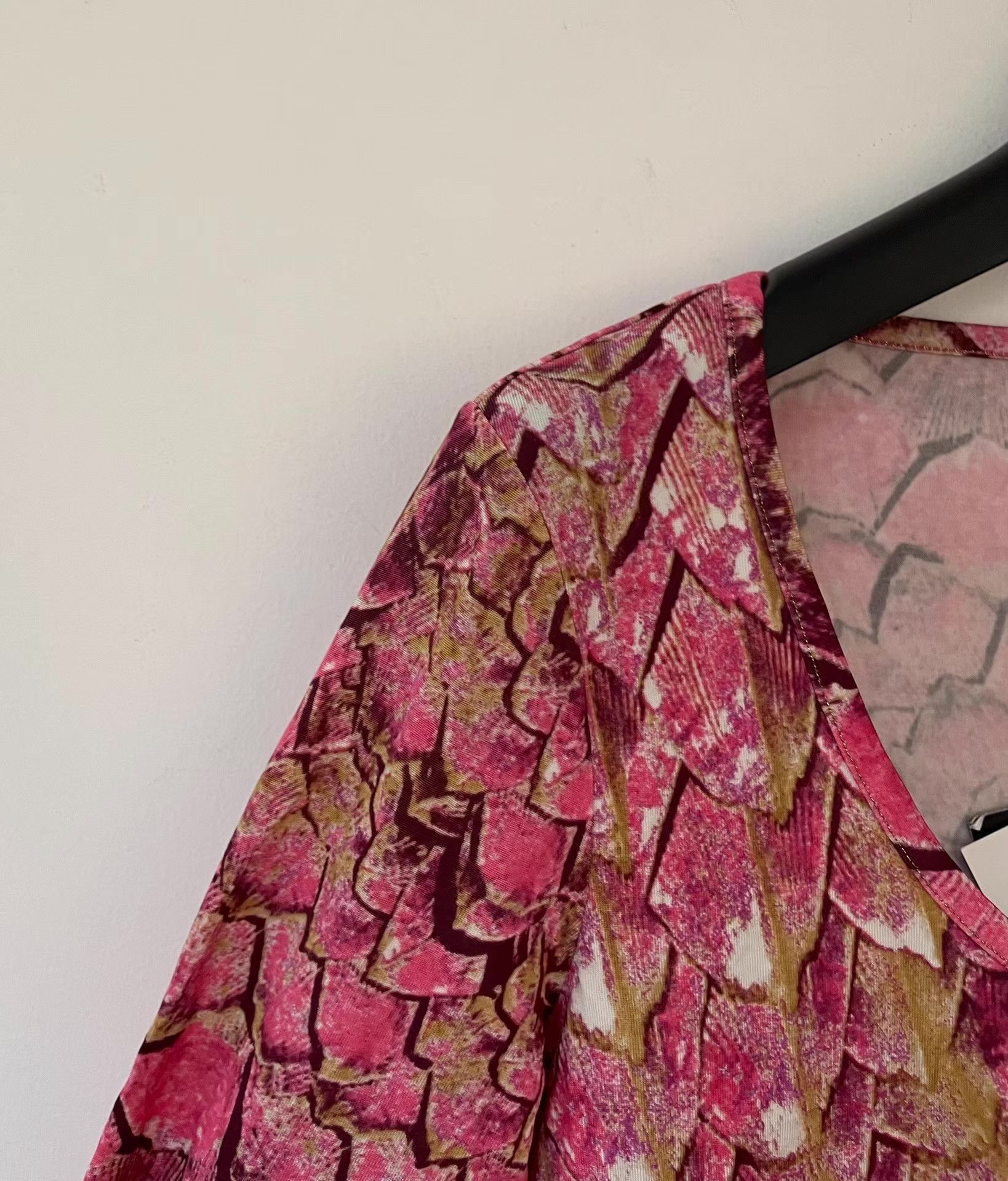 Just Cavalli Just Cavalli Pink Scale Print Top Ｑ21 Size M / US 6-8 / IT 42-44 - 4 Thumbnail