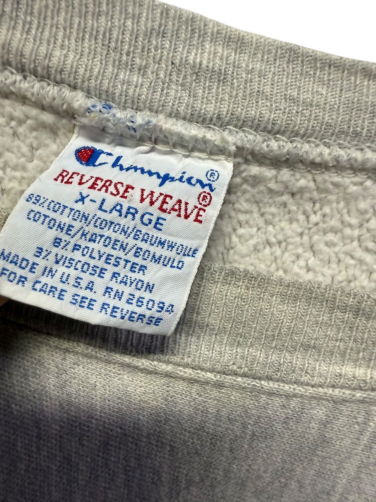 Champion Vintage champion reverse weave delawar university distressed Size US L / EU 52-54 / 3 - 8 Thumbnail