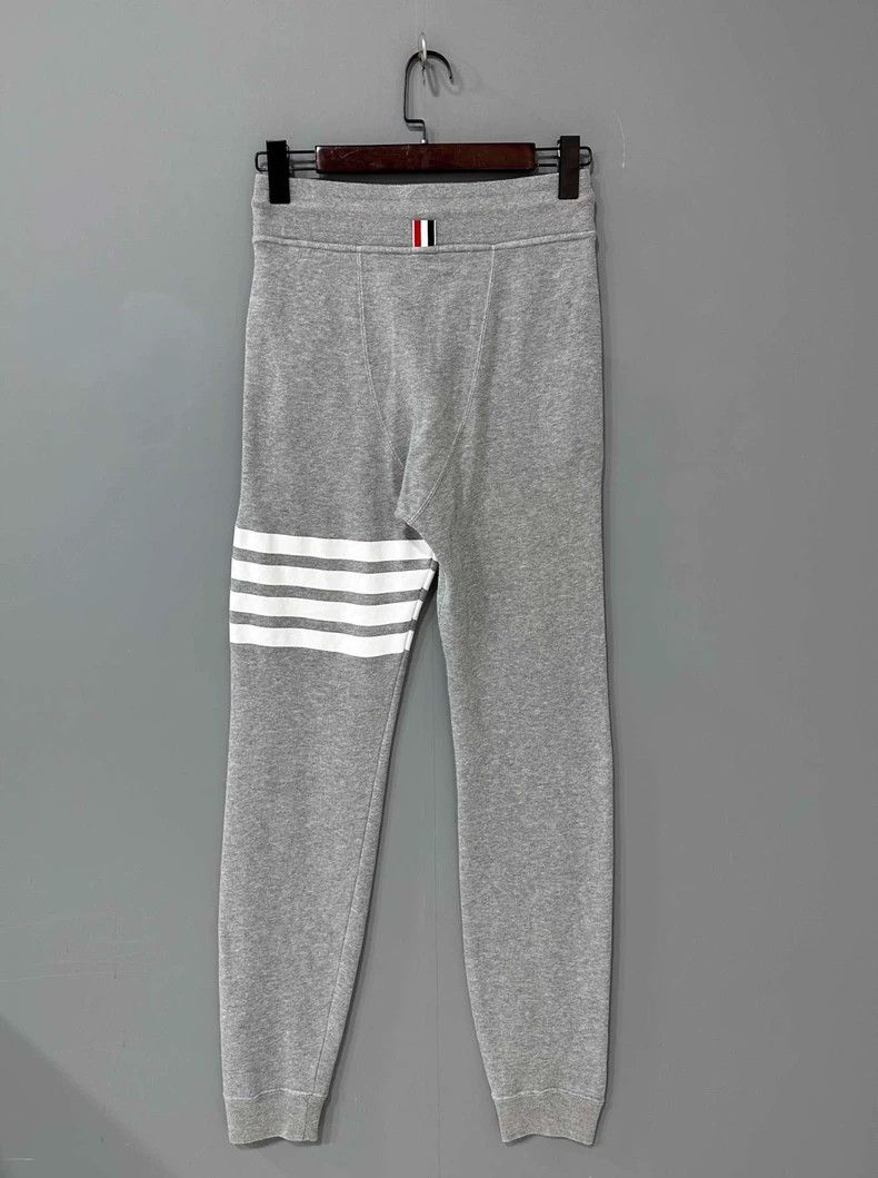 Thom Browne Thom Browne Size 1 Gray striped sweatpants 2506-Nextarrow Size US 27 - 3 Thumbnail