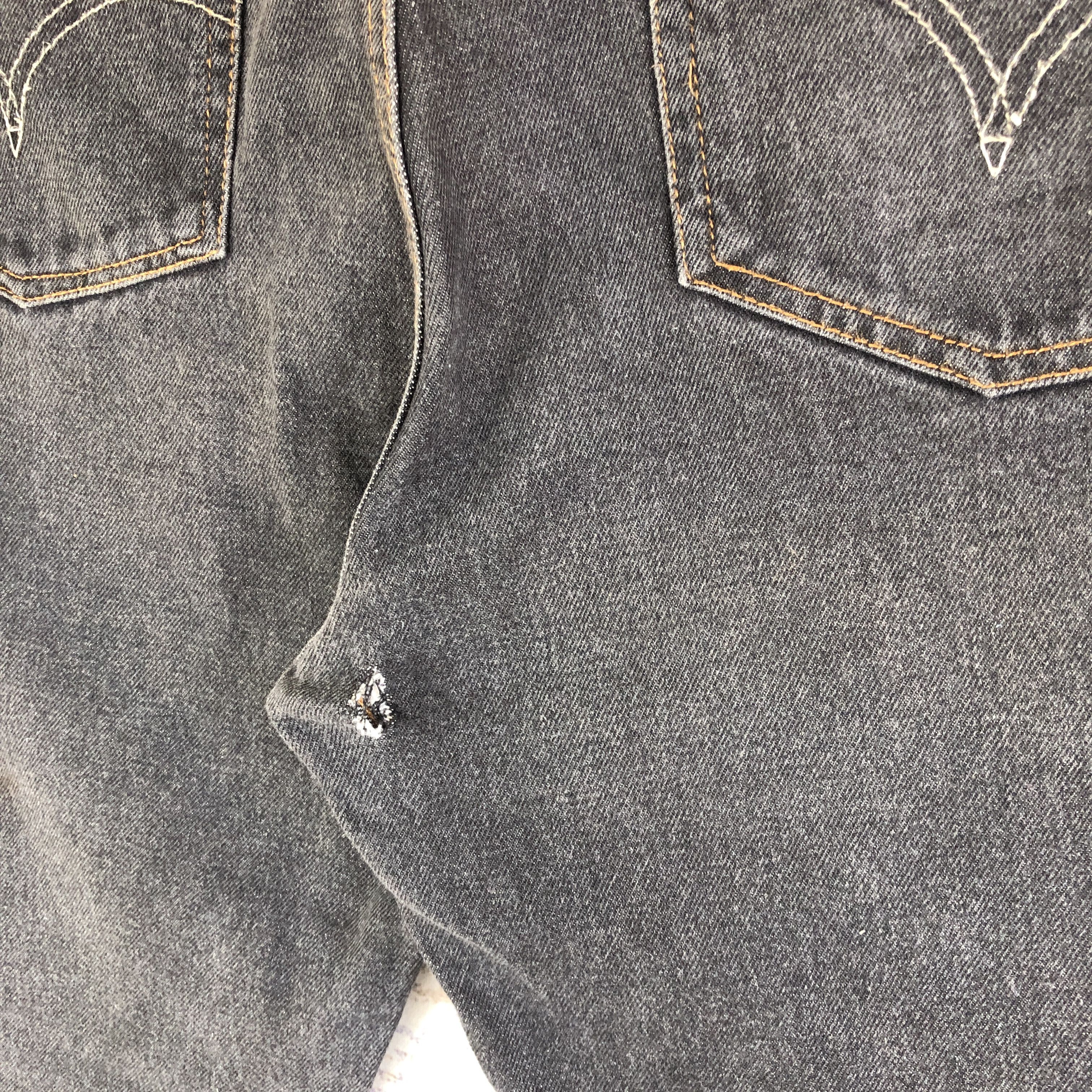 Levi's Vintage Levis 501 Ripped Jeans Levi's Faded Black Denim Size US 38 / EU 54 - 6 Thumbnail
