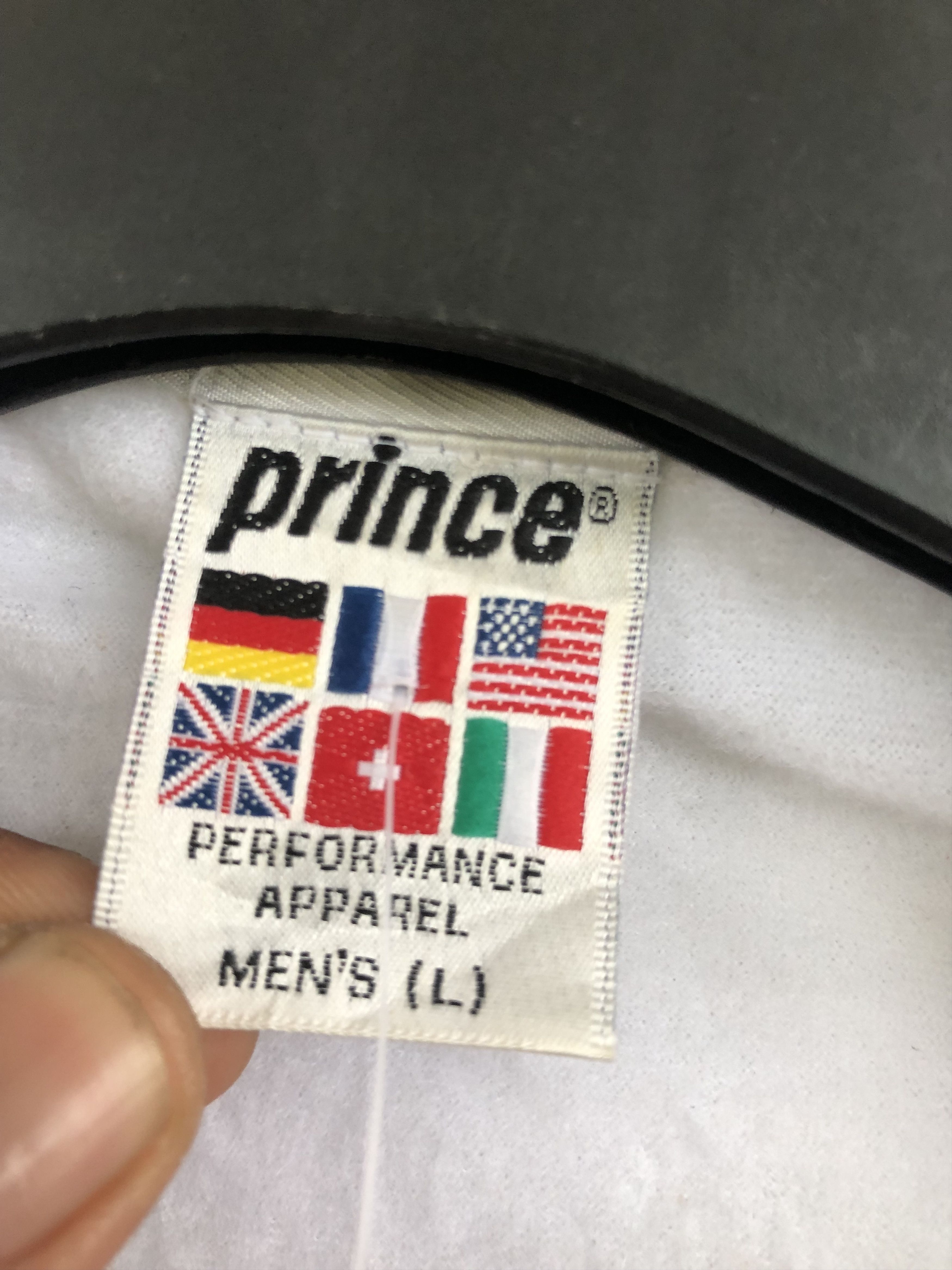 Prince Prince vintage Size US L / EU 52-54 / 3 - 2 Thumbnail
