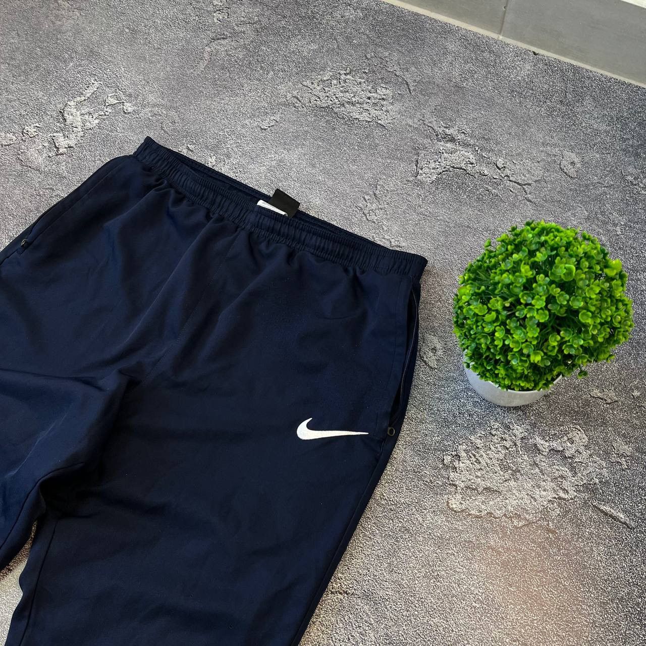 Nike × Vintage Nike Vintage Blue Nylon Drill Pants,Size L Size US 33 - 9 Thumbnail