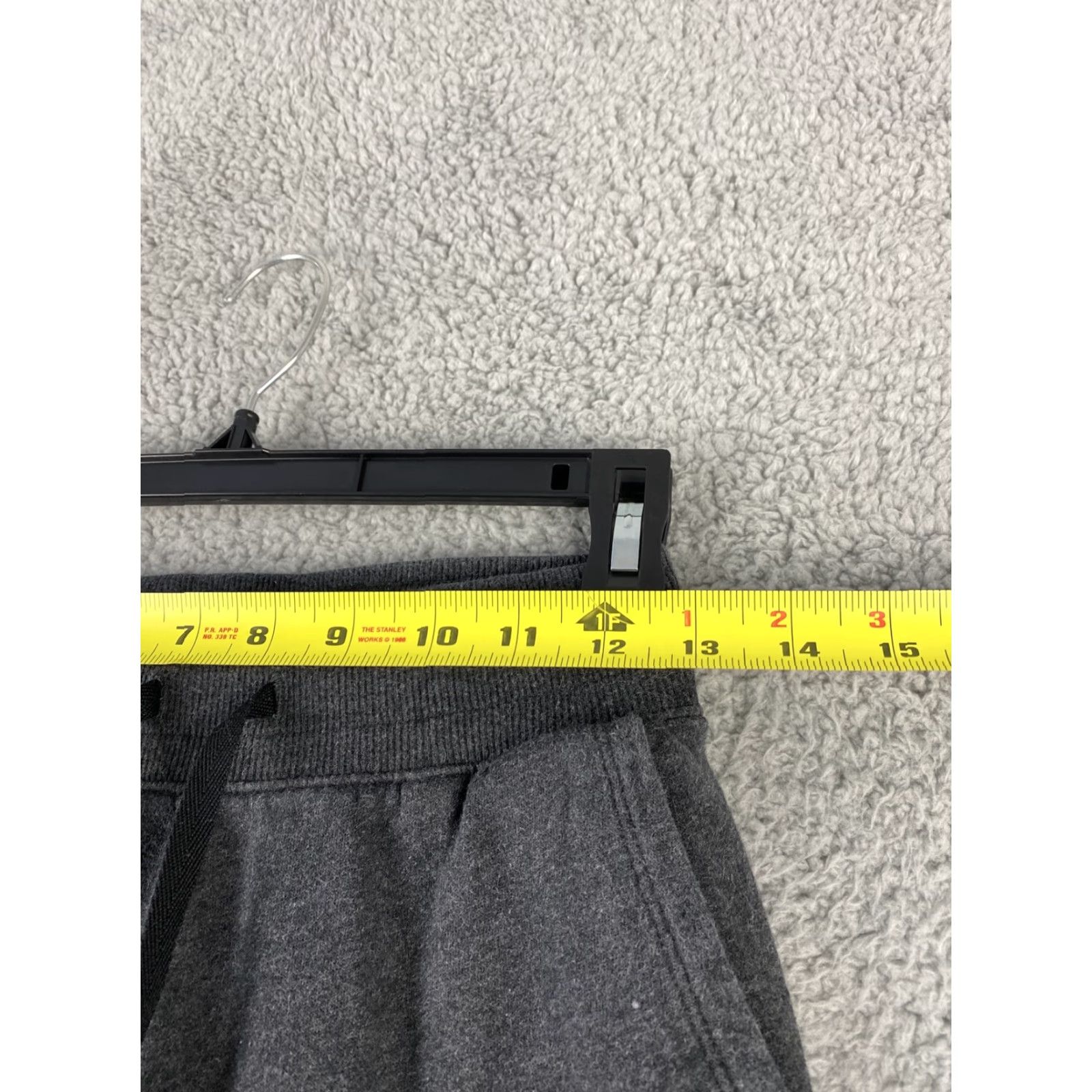Under Armour Under Armour Sweatpants Men Gray Loose Fit Size S Athletic Inseam 27 in Pants Regular 100% Polyester Size US 29 - 5 Thumbnail