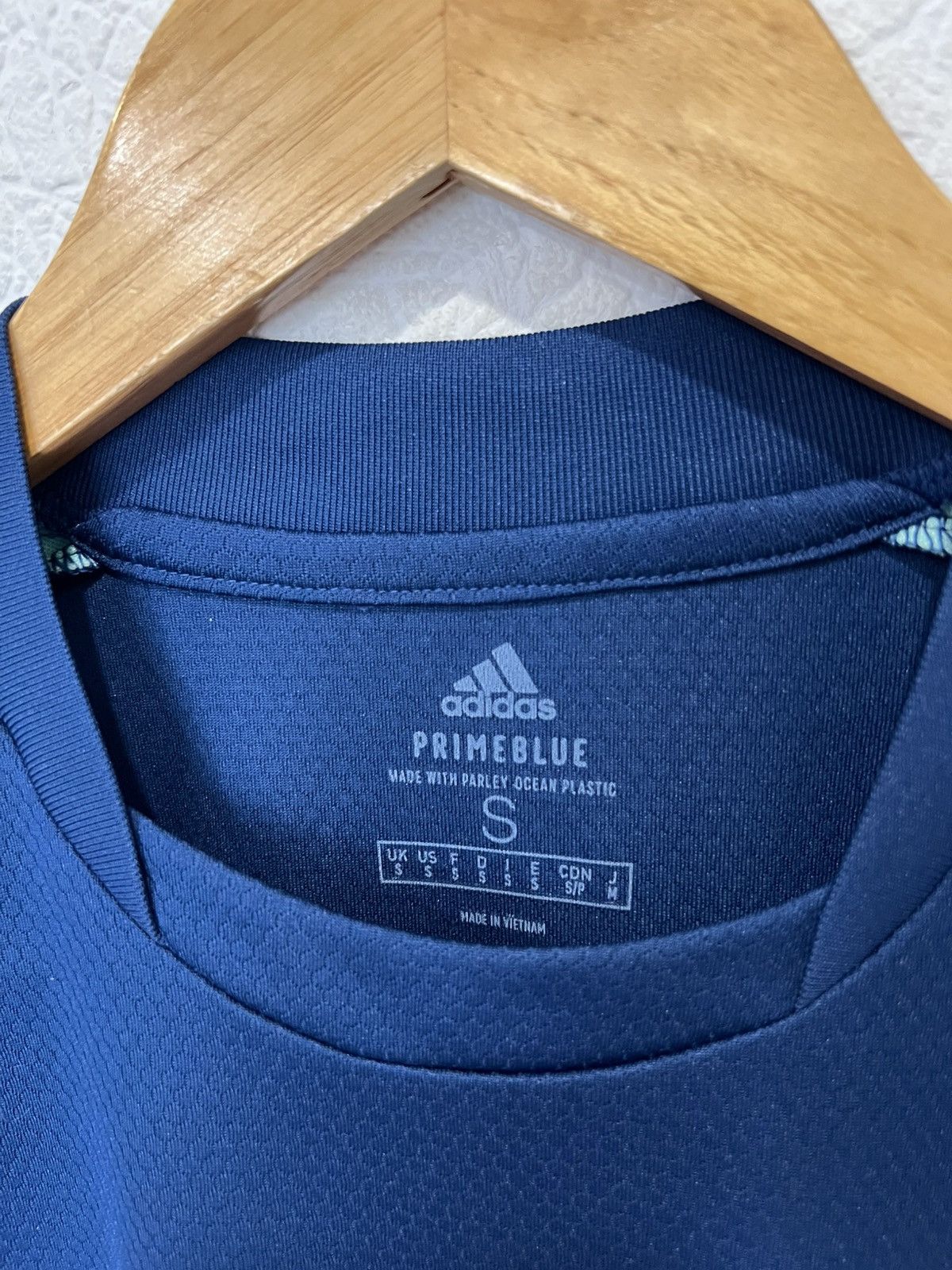 Adidas Arsenal Adidas Training Jersey Football Soccer Size US S / EU 44-46 / 1 - 3 Thumbnail