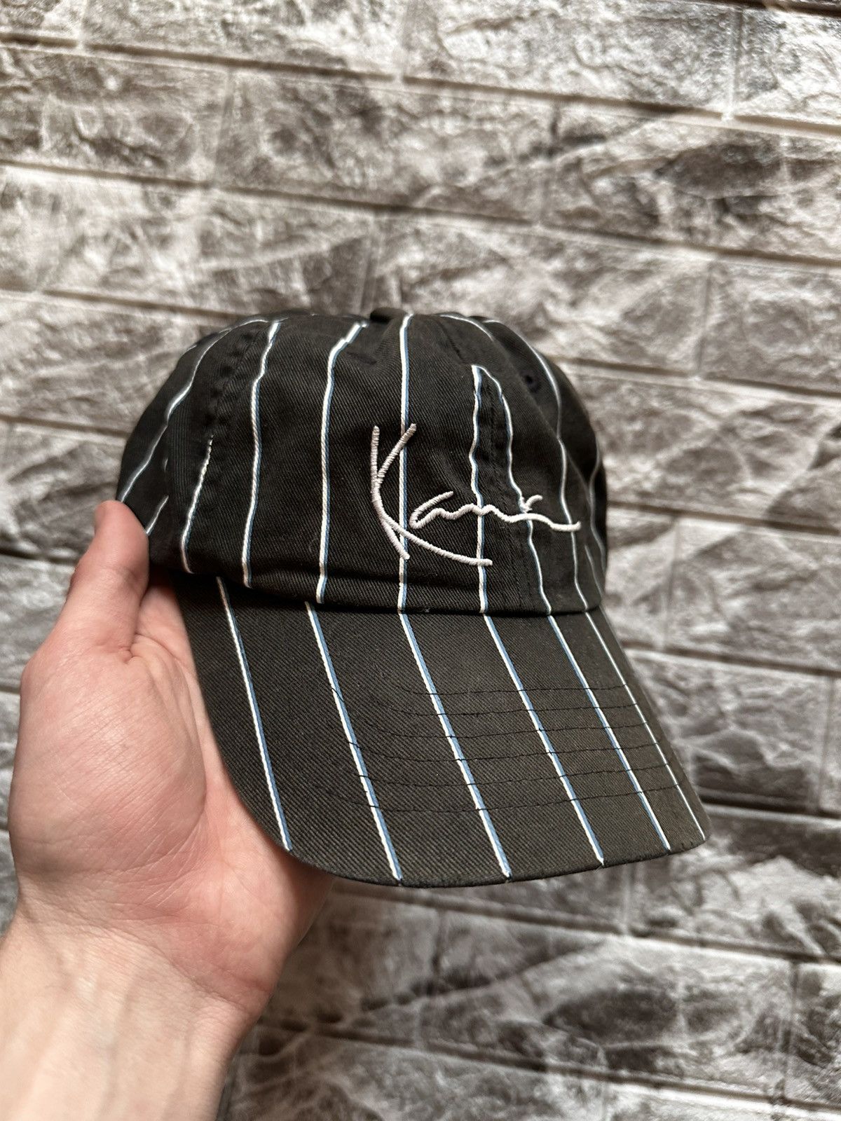 Karl Kani Vintage Karl Kani Faded Pinstripe Hat Signature Cap OS Y2K Size ONE SIZE - 2 Thumbnail