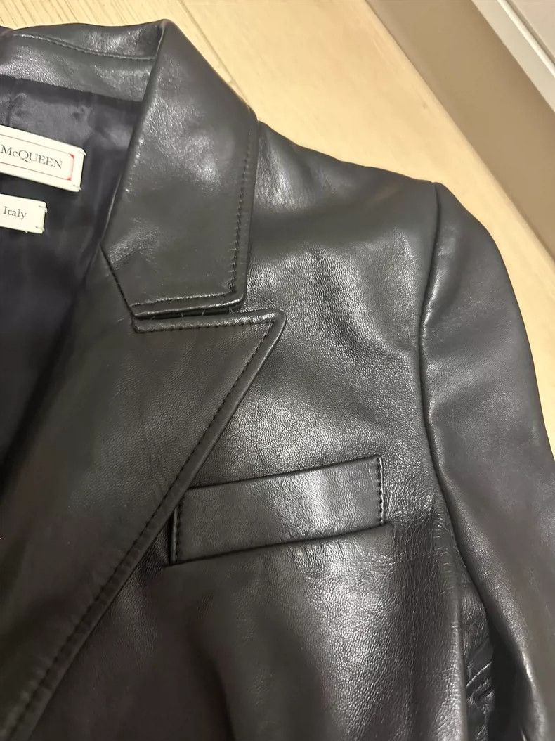 Alexander McQueen Alexander McQUEEN Leather jacket, brand new size 40 sheepsk Size XS / US 0-2 / IT 36-38 - 7 Thumbnail